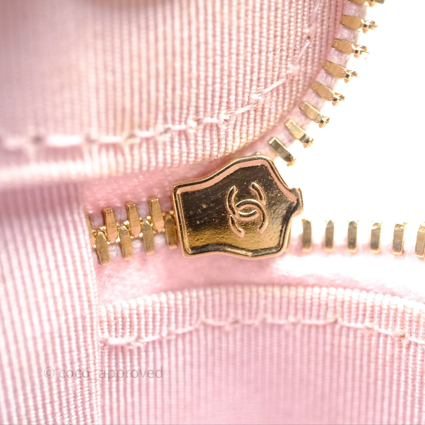 Chanel Mini Vanity With Chain Pink Caviar Gold Hardware