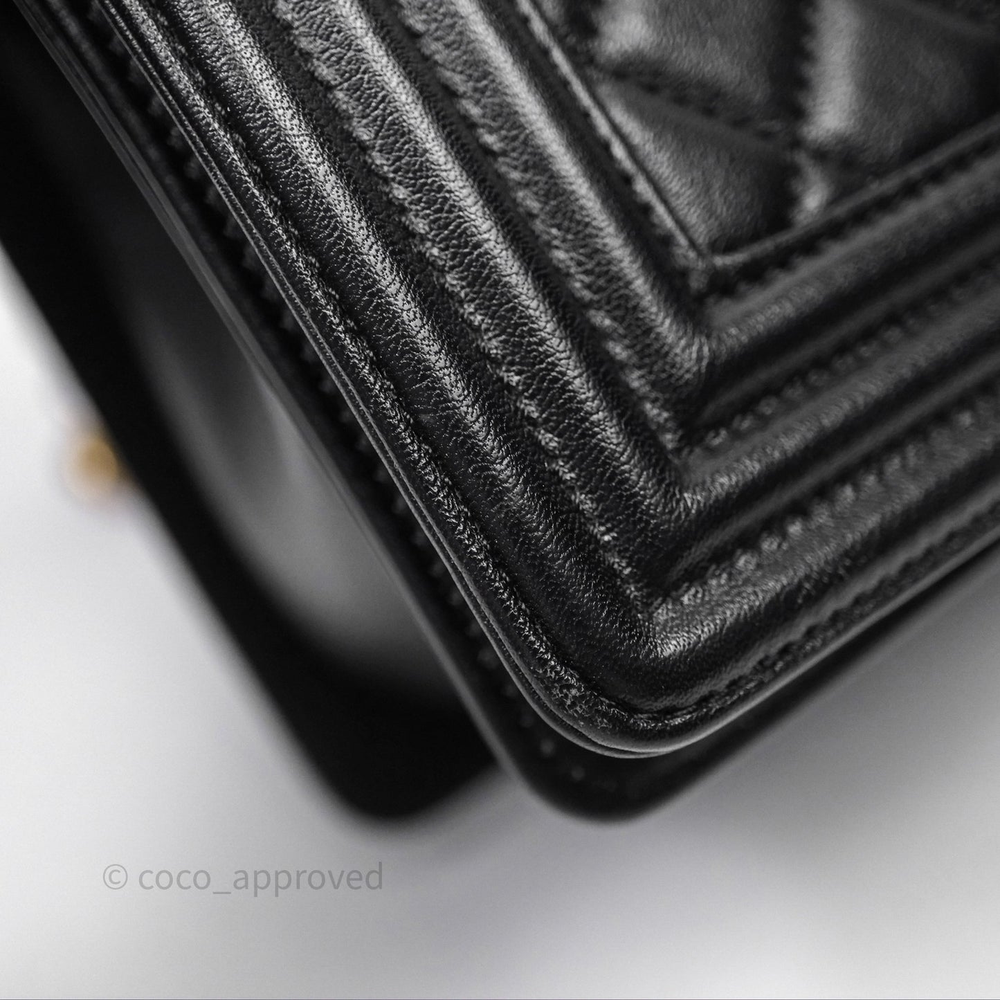 Chanel Medium Boy Quilted Black Calfskin Aged Gold Hardware