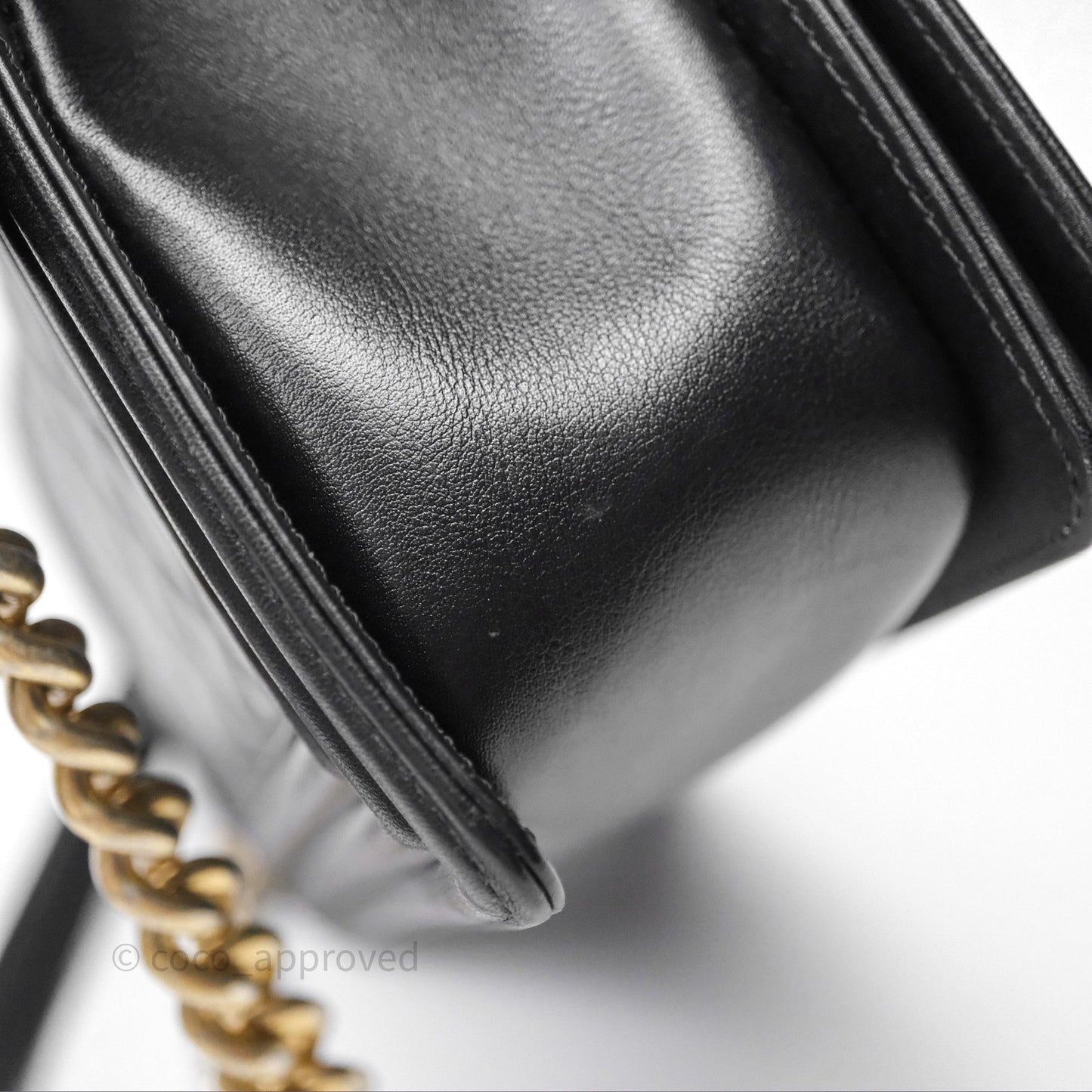 Chanel Medium Boy Quilted Black Calfskin Aged Gold Hardware