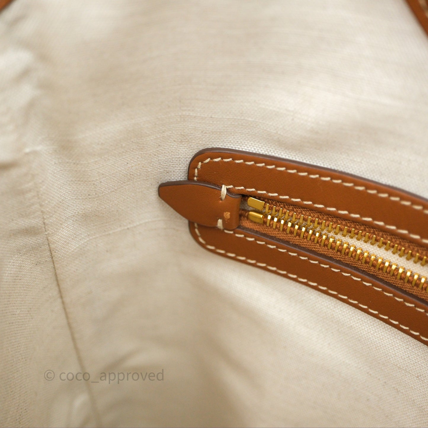 Miu Miu Ivy Leather Bag Brown