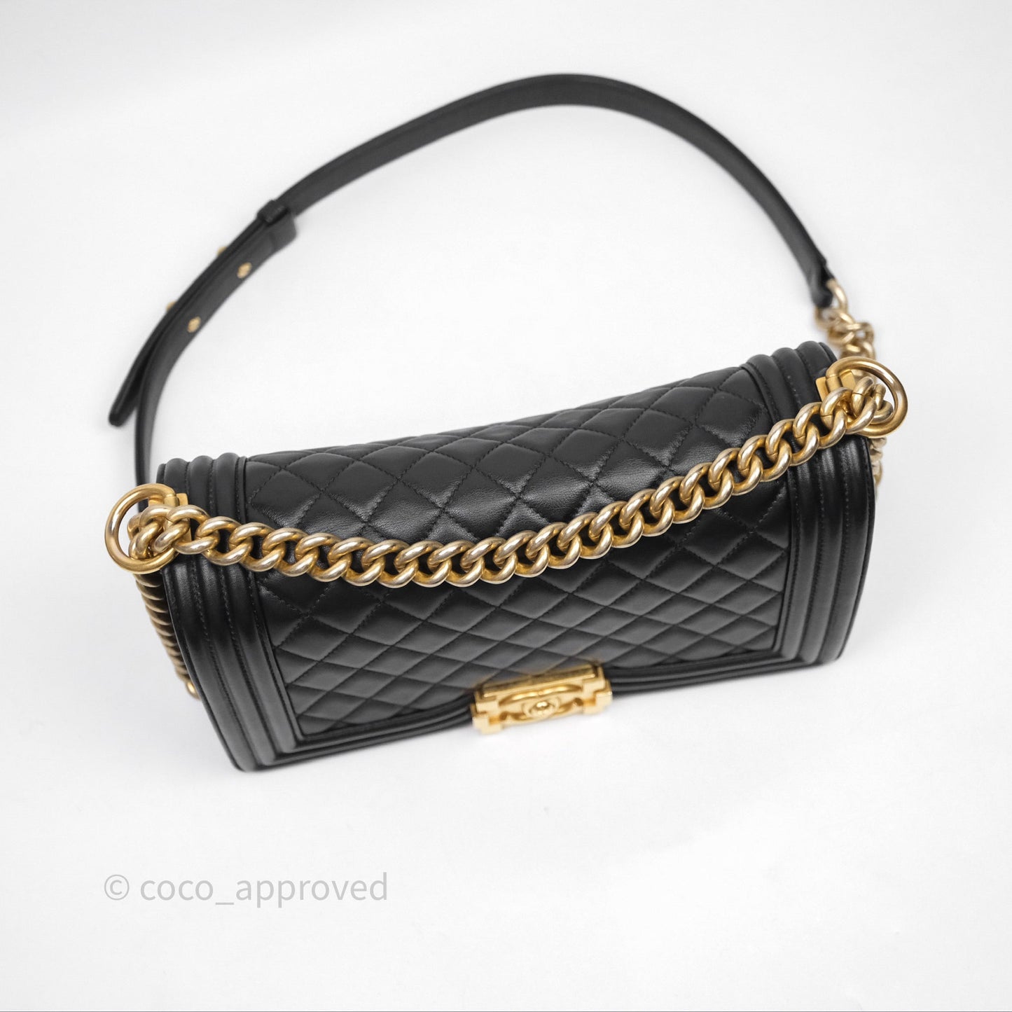 Chanel Medium Boy Quilted Black Calfskin Aged Gold Hardware
