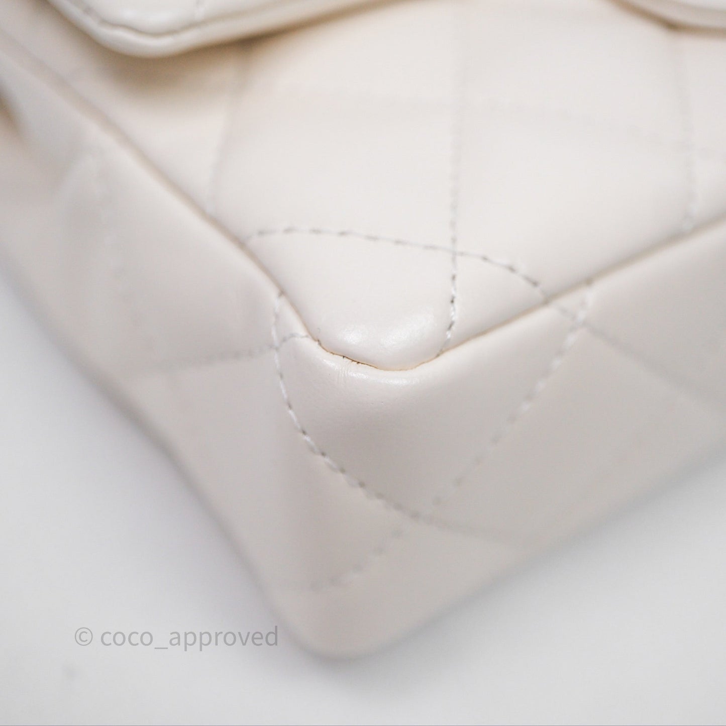 Chanel Top Handle White Lambskin Gold Hardware