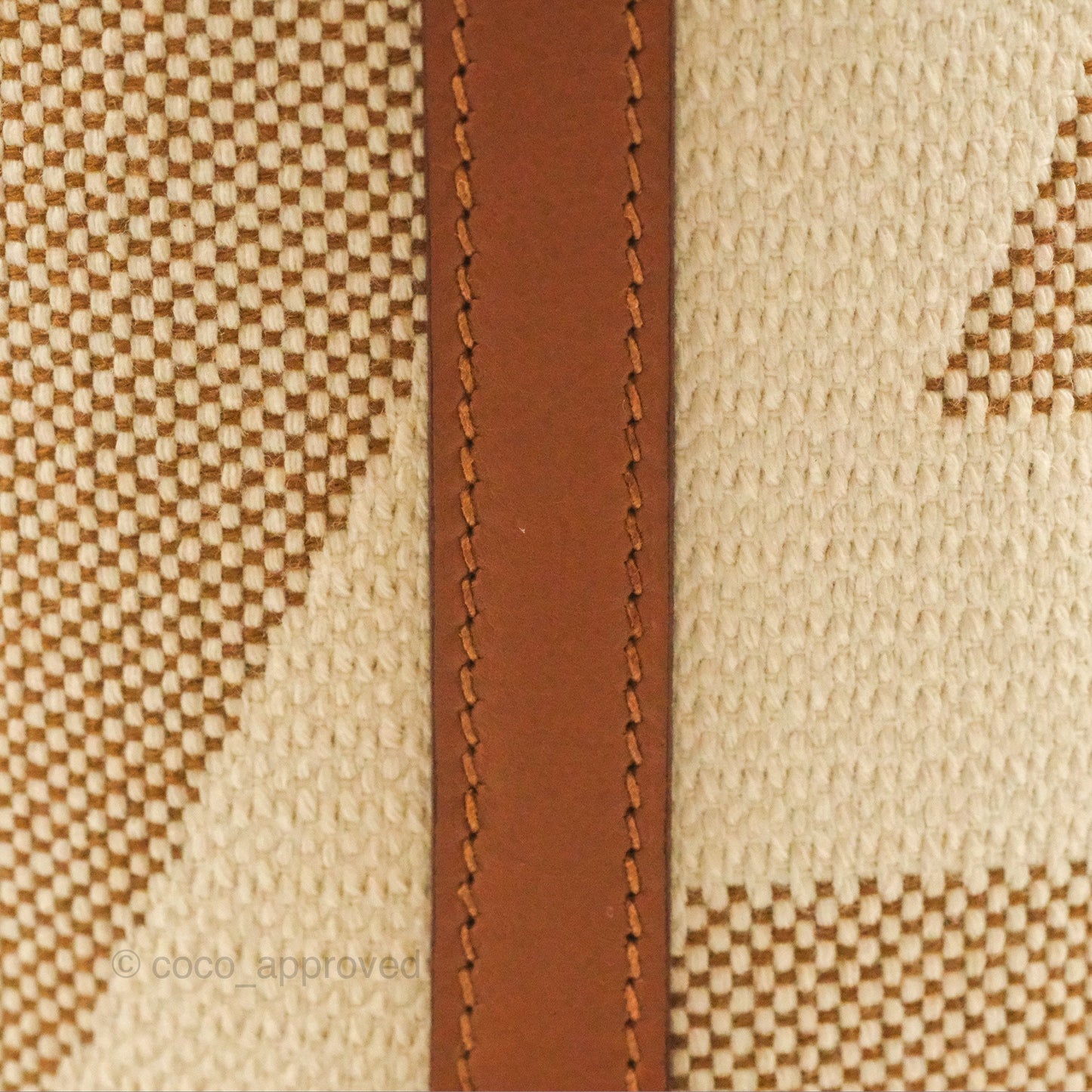 Hermès Cabas H en Biais 40 Bag Écru / Naturel / Gold H Canvas