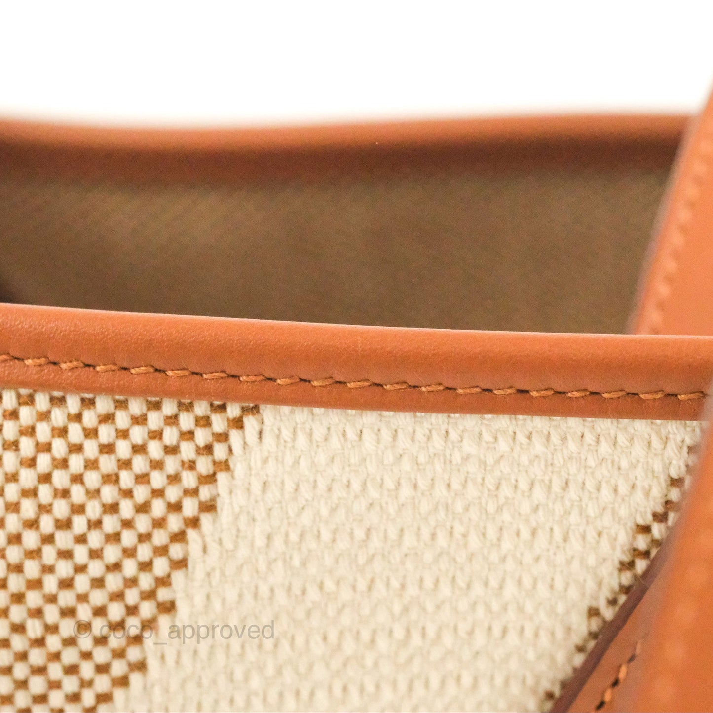 Hermès Cabas H en Biais 40 Bag Écru / Naturel / Gold H Canvas