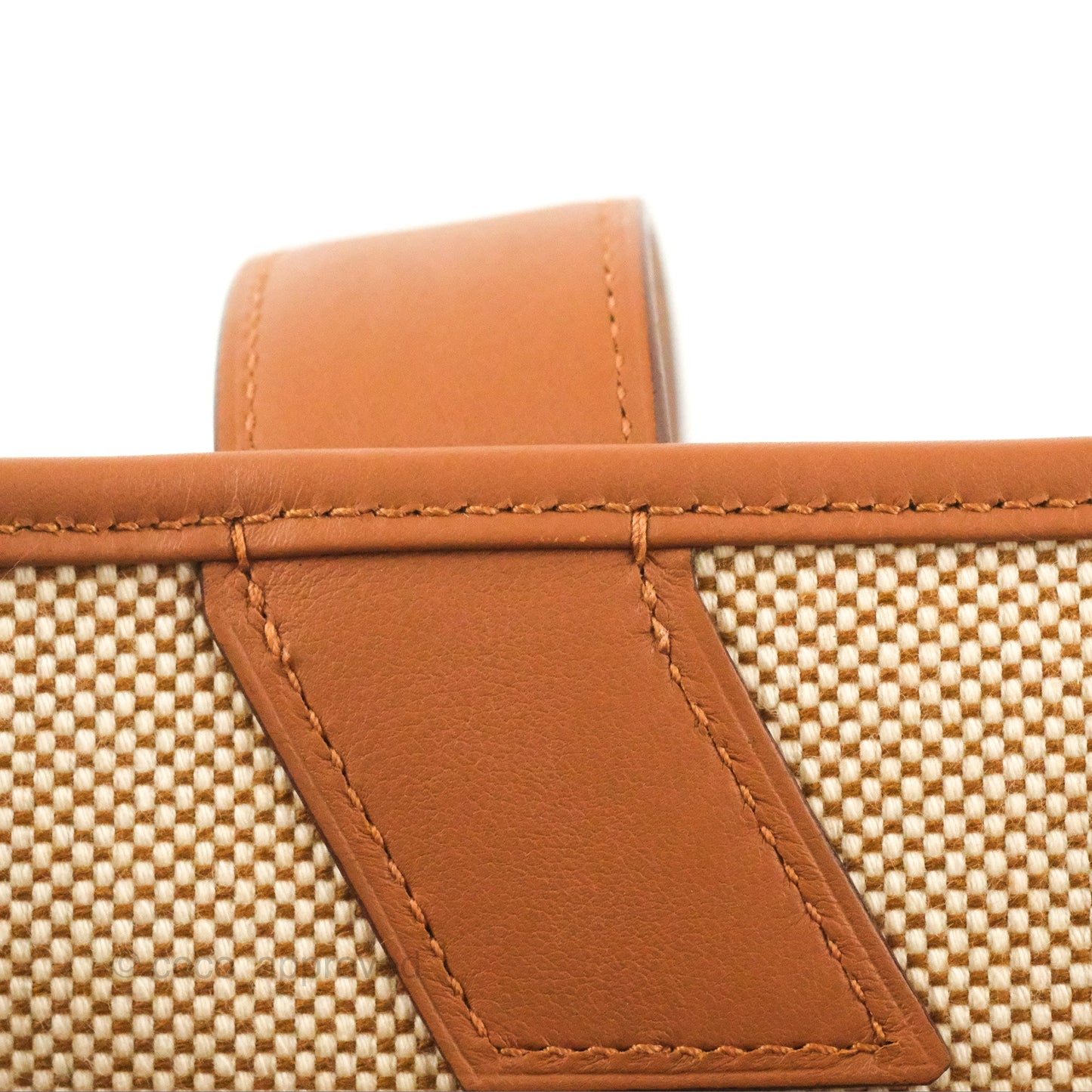 Hermès Cabas H en Biais 40 Bag Écru / Naturel / Gold H Canvas