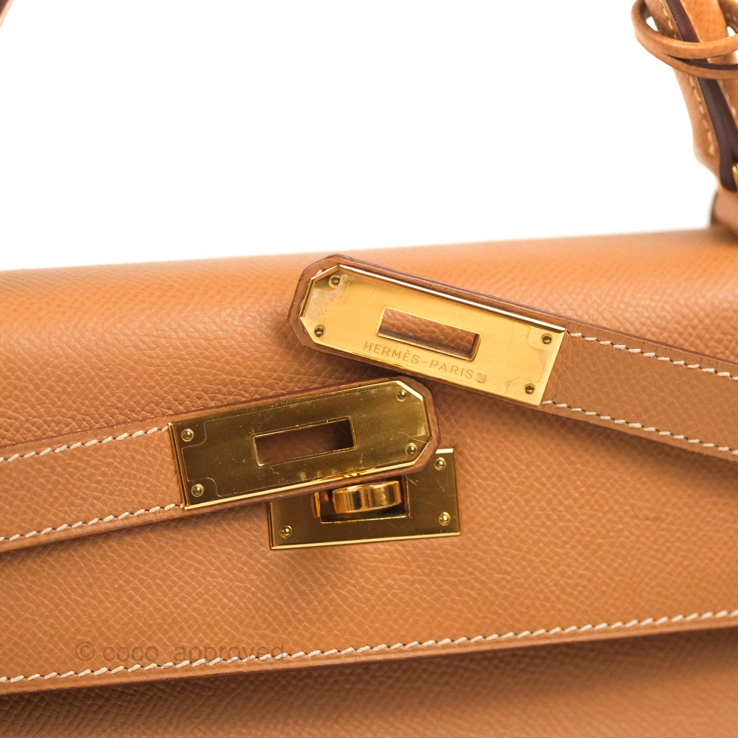 Hermès Kelly 32 Retourne Natural Epsom Gold Hardware