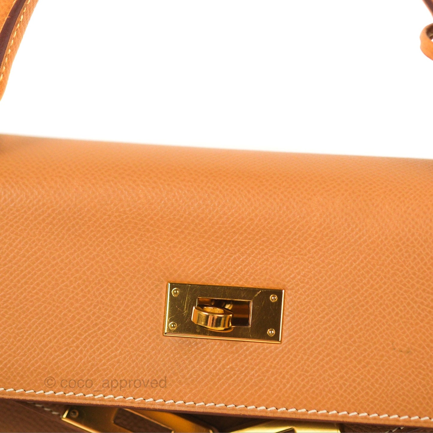 Hermès Kelly 32 Retourne Natural Epsom Gold Hardware