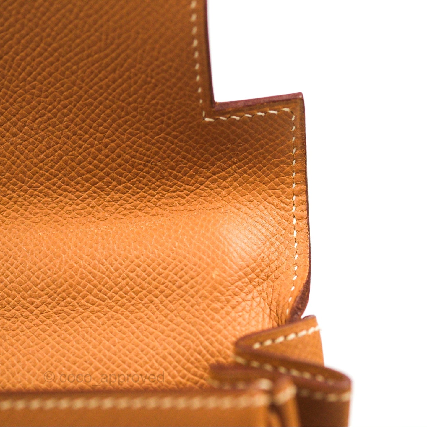 Hermès Kelly 32 Retourne Natural Epsom Gold Hardware