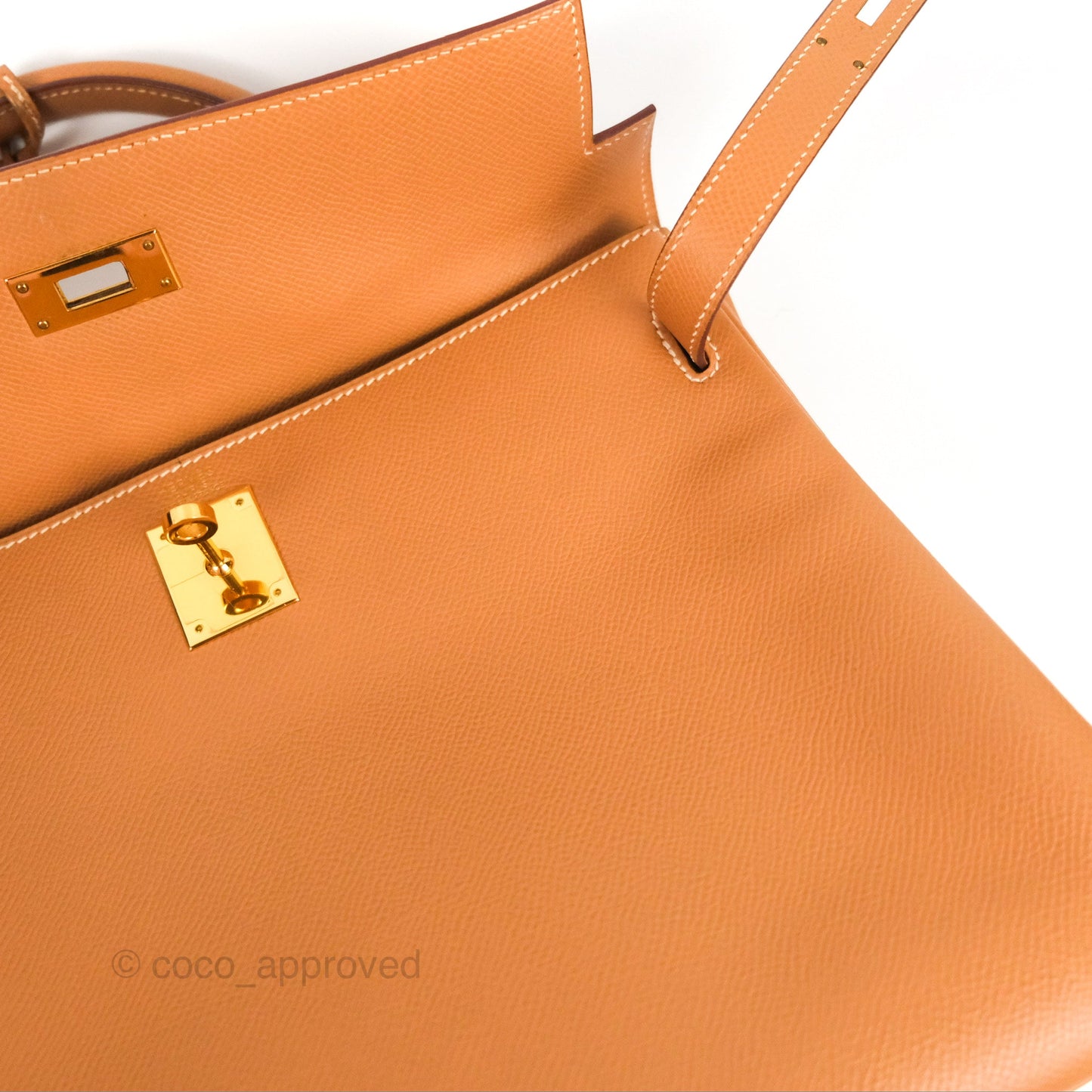 Hermès Kelly 32 Retourne Natural Epsom Gold Hardware