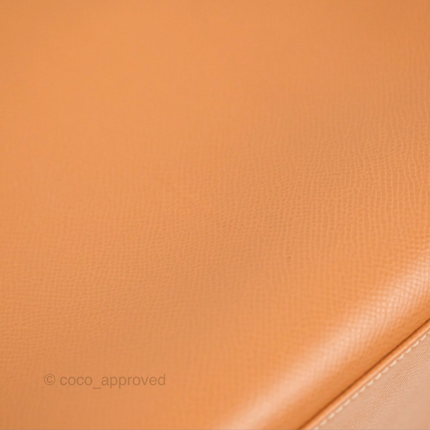 Hermès Kelly 32 Retourne Natural Epsom Gold Hardware