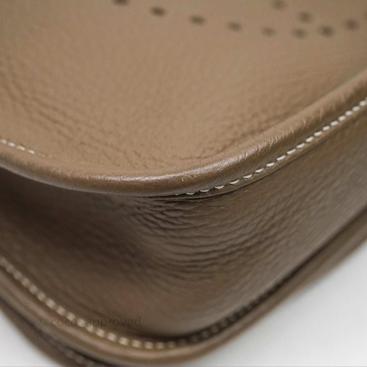 Hermes Evelyne III 29 Etoupe 18 Taurillon Clemence Gold Hardware