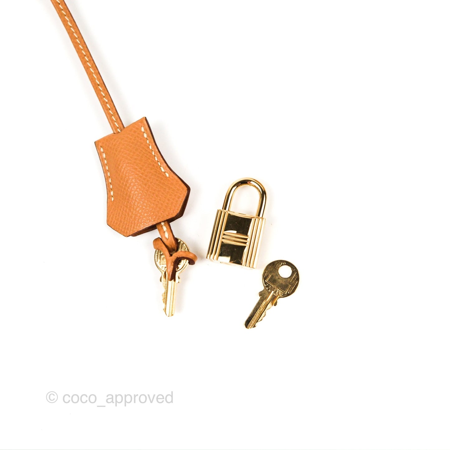 Hermès Kelly 32 Retourne Natural Epsom Gold Hardware