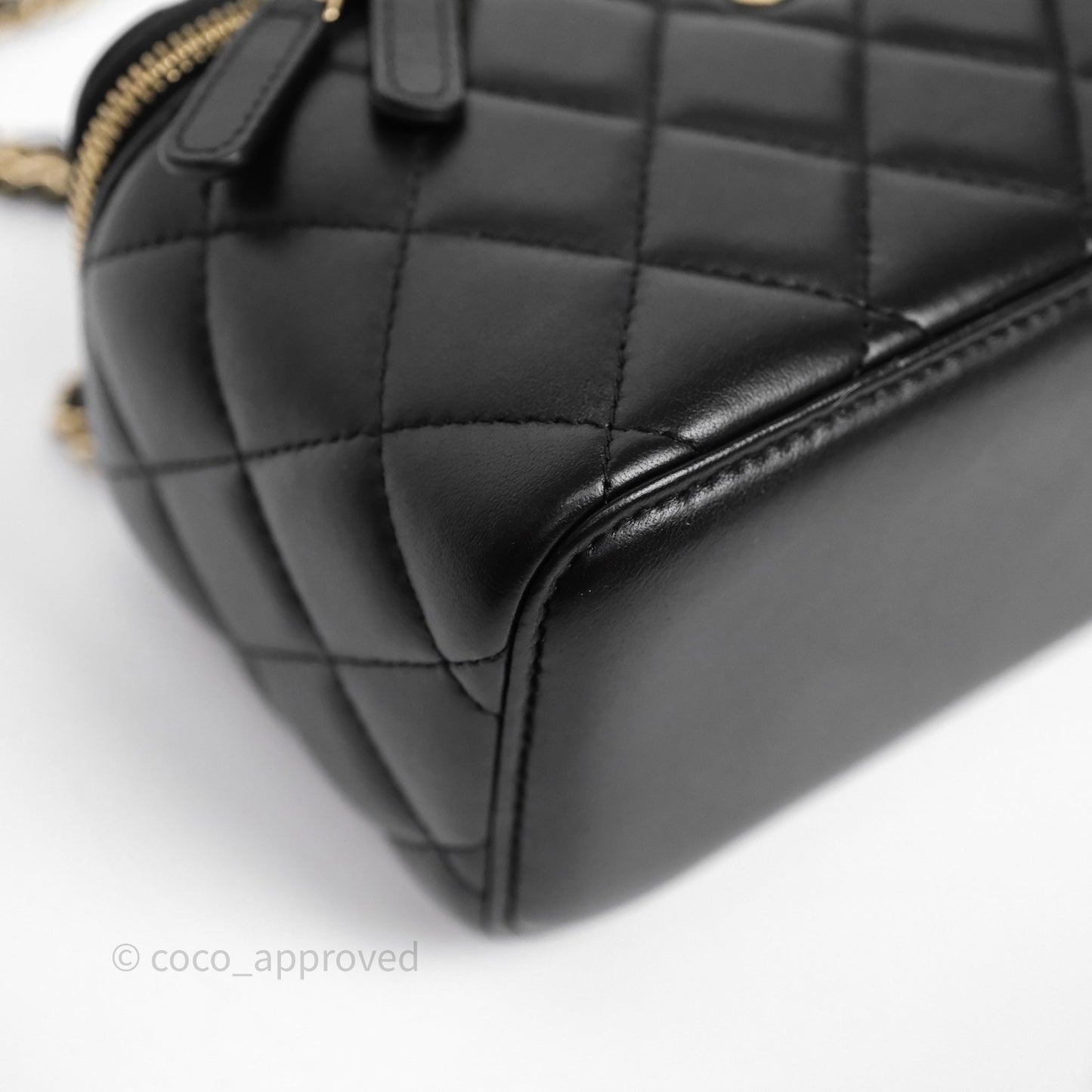 Chanel Vanity Rectangular With Chain Black Lambskin Gold Hardware