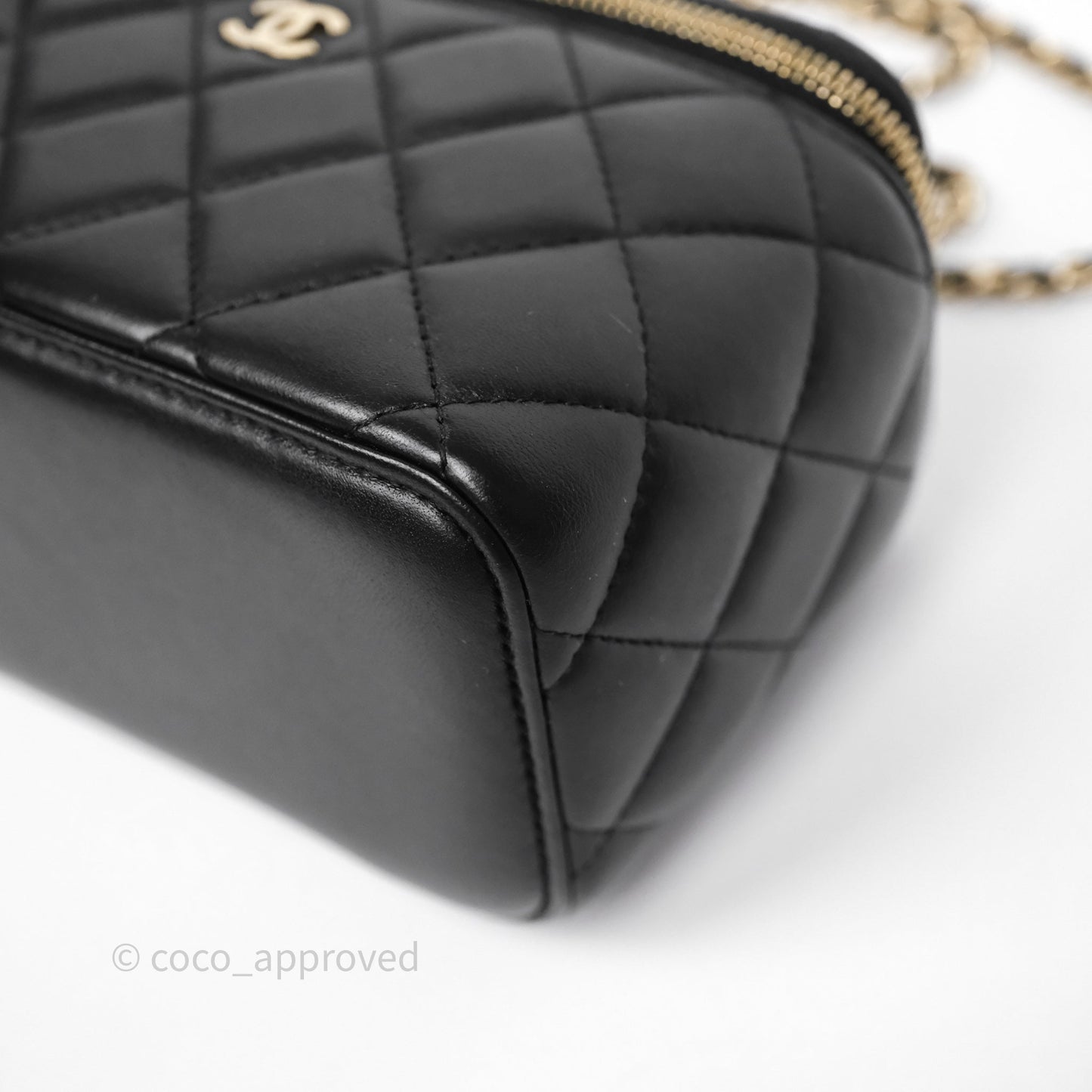 Chanel Vanity Rectangular With Chain Black Lambskin Gold Hardware