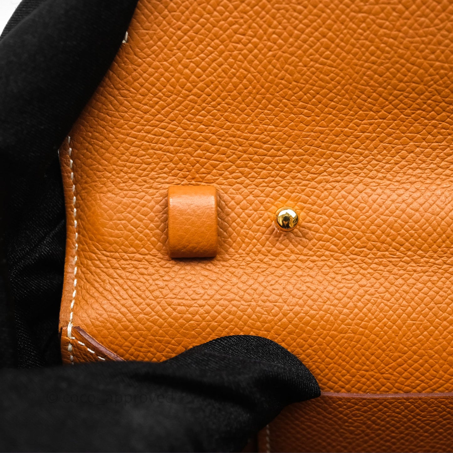 Hermès Kelly To Go Wallet Gold 37 Epsom Gold Hardware