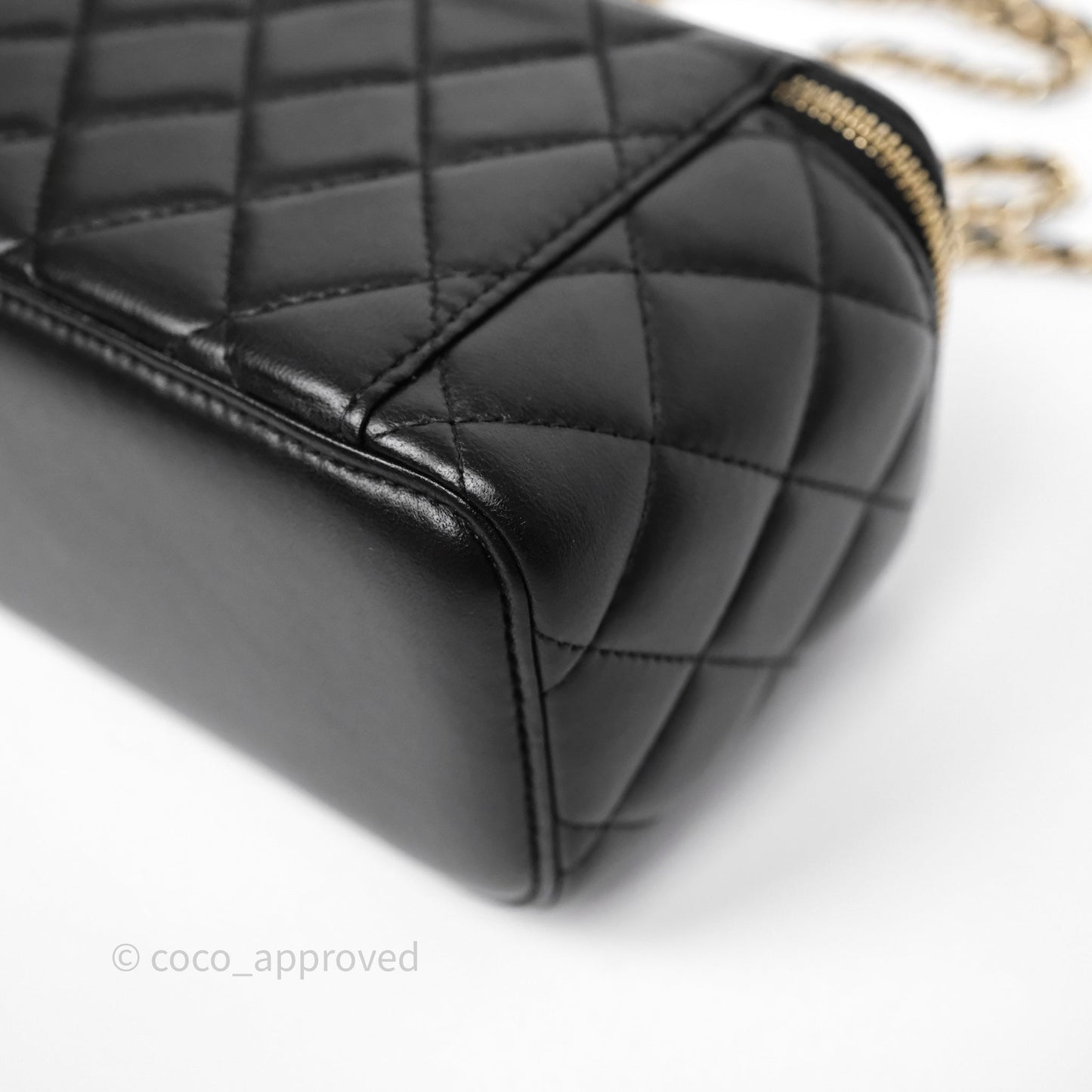 Chanel Vanity Rectangular With Chain Black Lambskin Gold Hardware