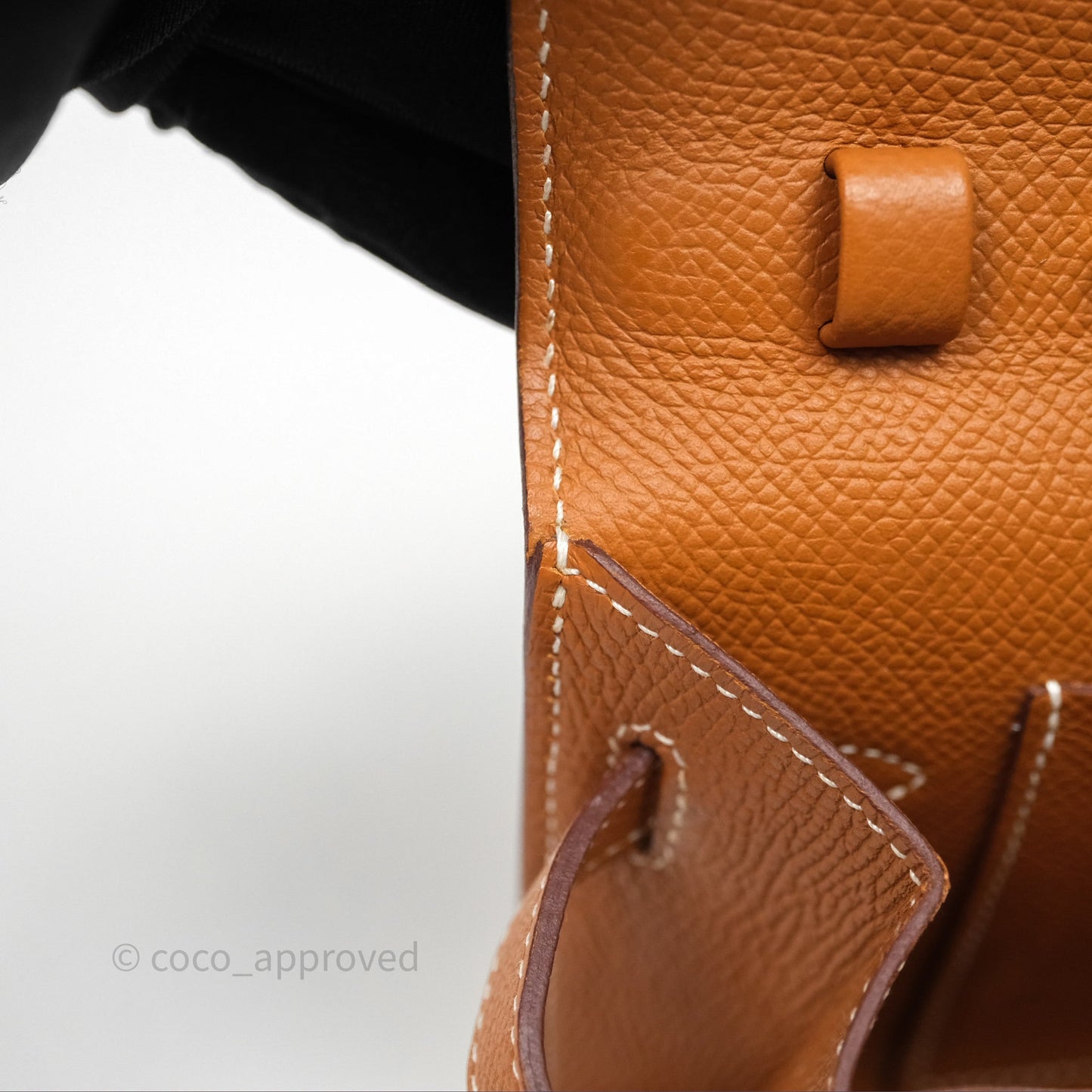 Hermès Kelly To Go Wallet Gold 37 Epsom Gold Hardware