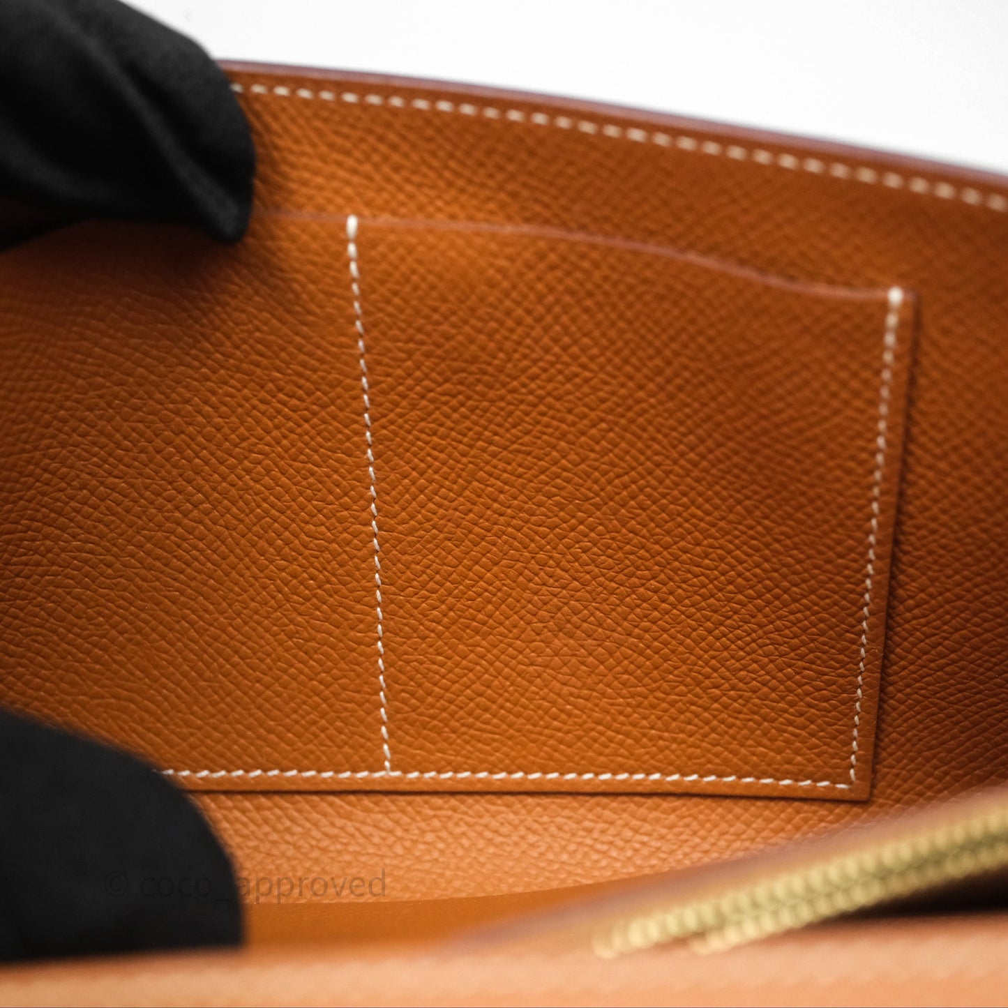 Hermès Kelly To Go Wallet Gold 37 Epsom Gold Hardware