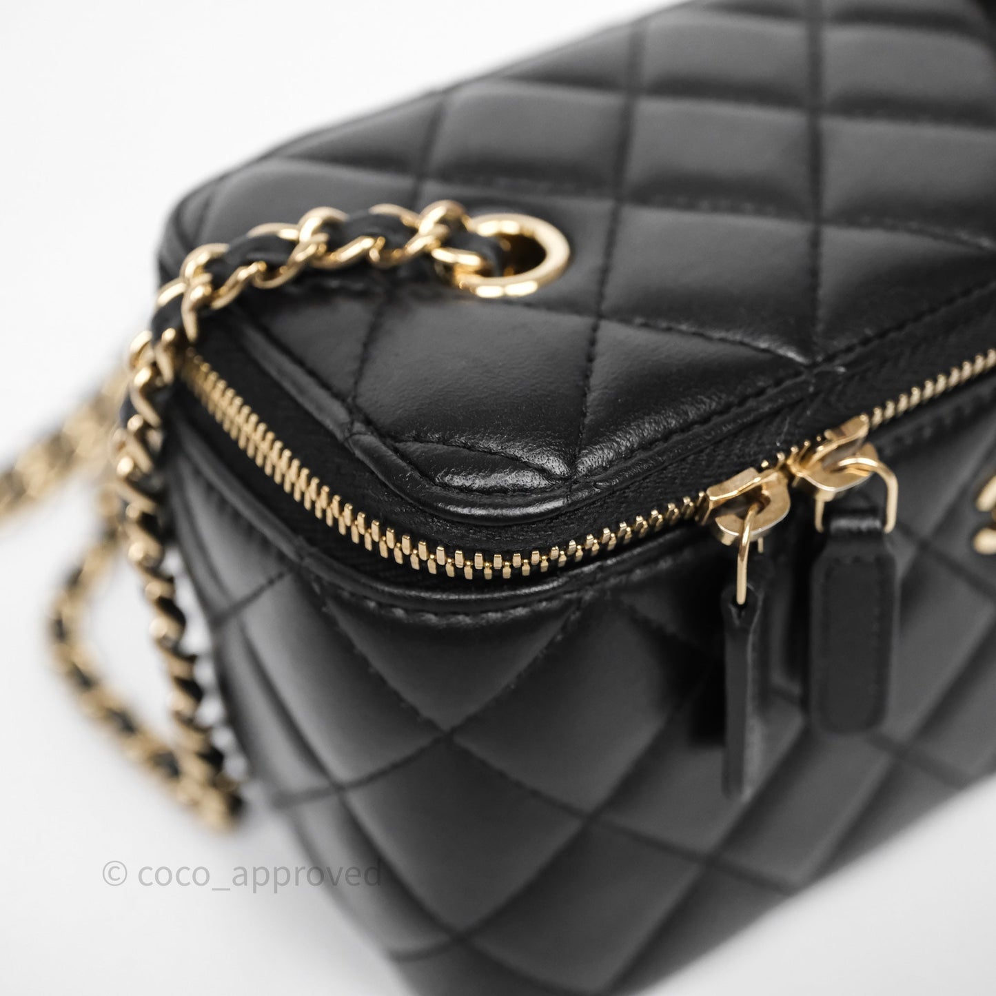 Chanel Vanity Rectangular With Chain Black Lambskin Gold Hardware