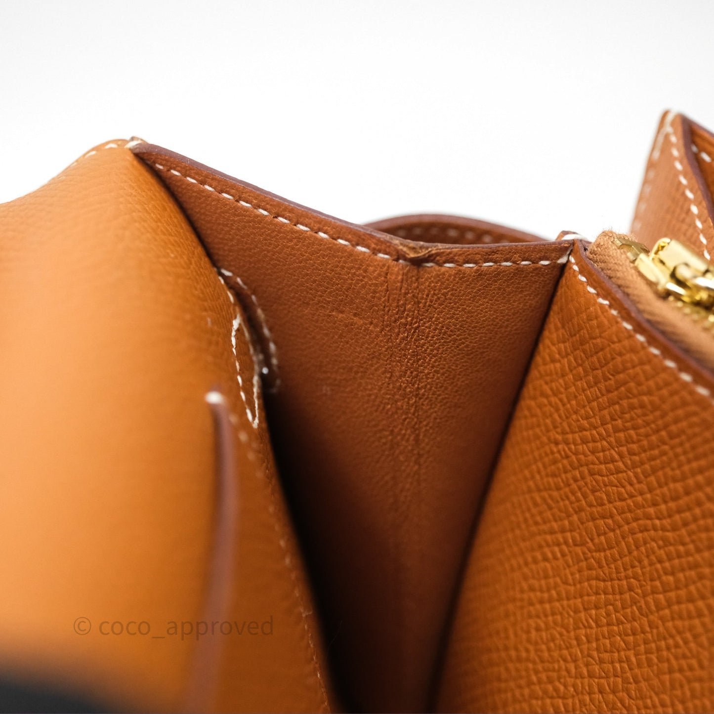 Hermès Kelly To Go Wallet Gold 37 Epsom Gold Hardware