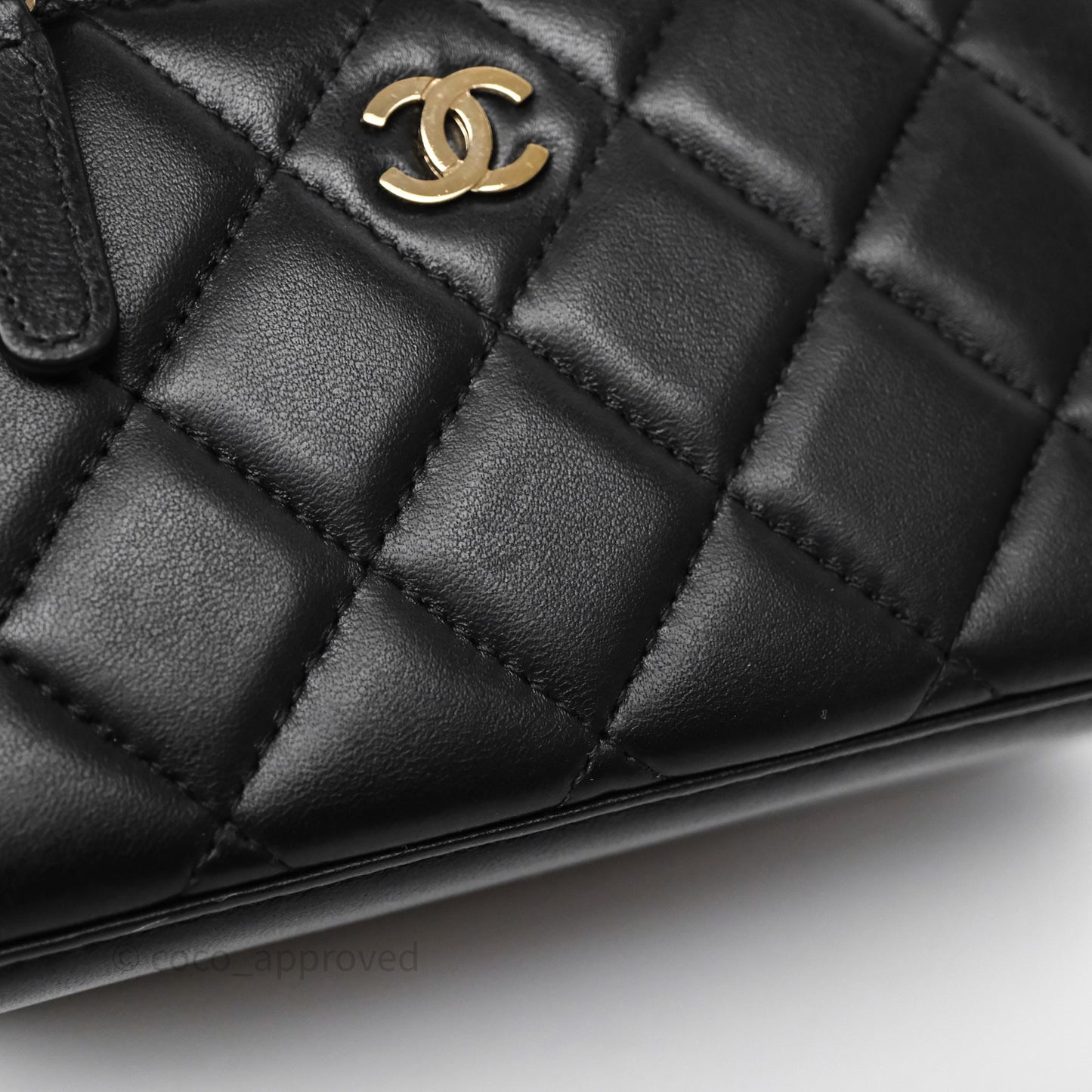 Chanel Vanity Rectangular With Chain Black Lambskin Gold Hardware