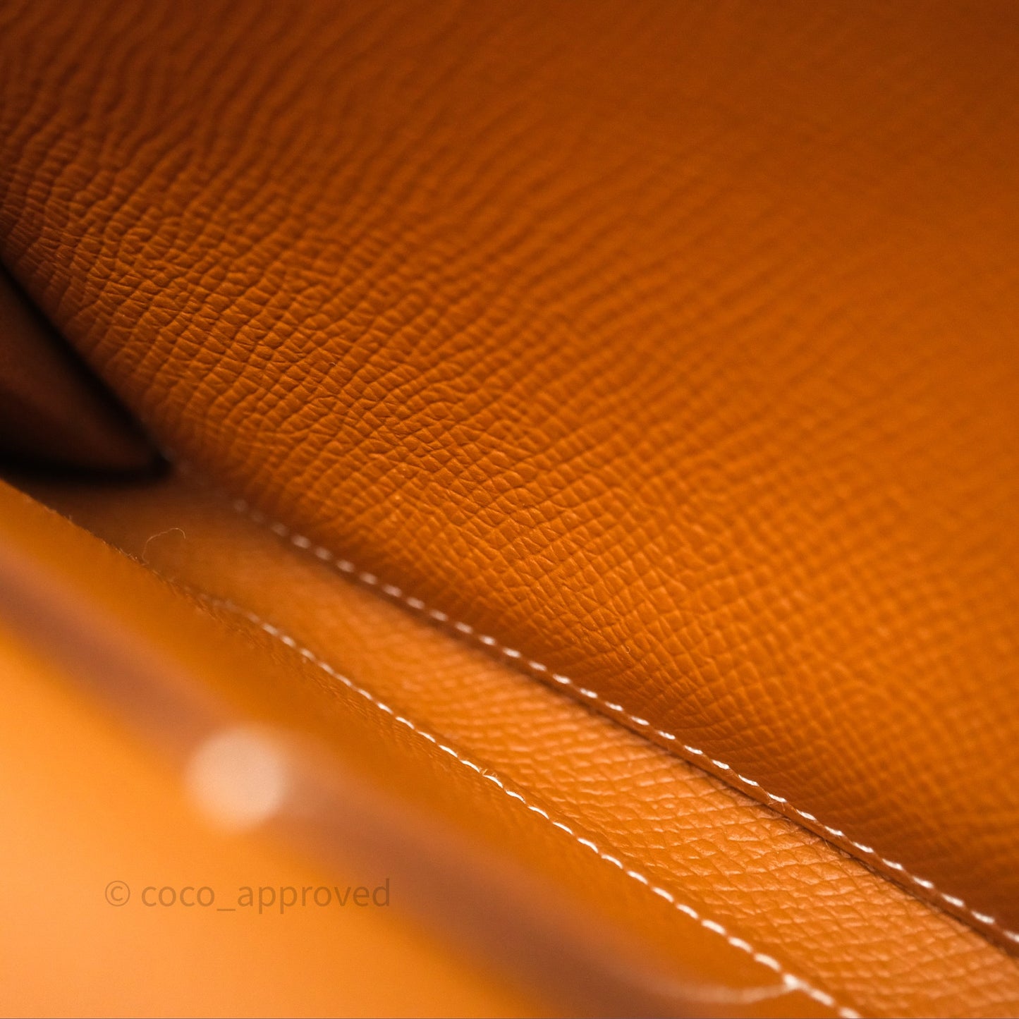 Hermès Kelly To Go Wallet Gold 37 Epsom Gold Hardware