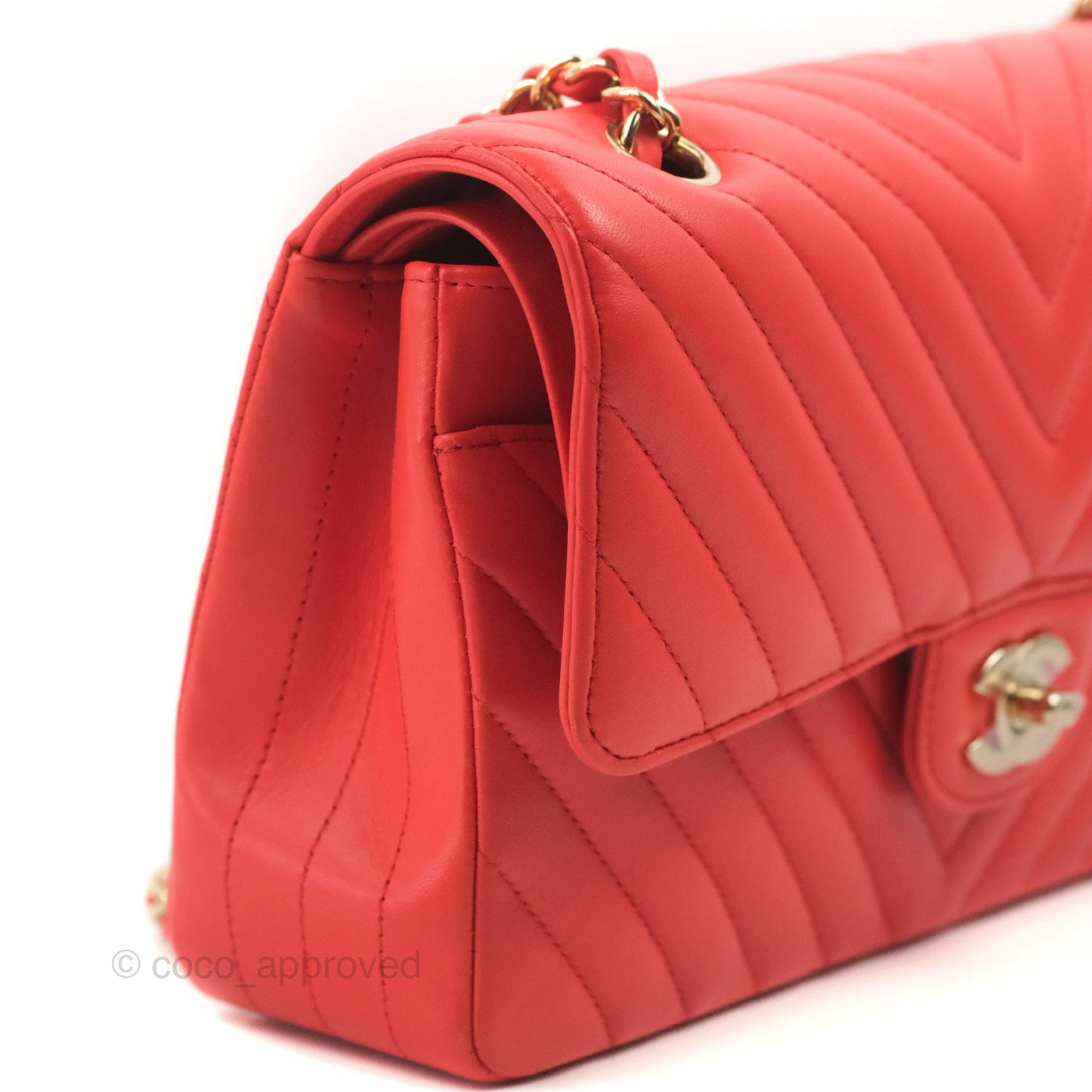Chanel Classic M/L Medium Flap Chevron Red Lambskin Gold Hardware