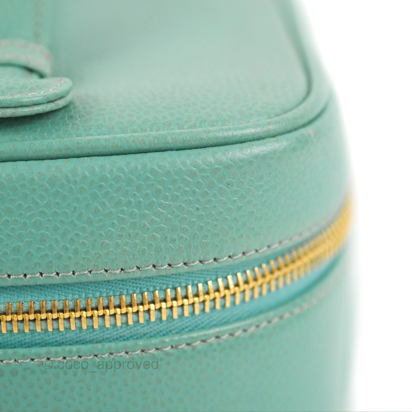 Chanel Vintage Vanity Case Tiffany Blue Caviar Gold Hardware