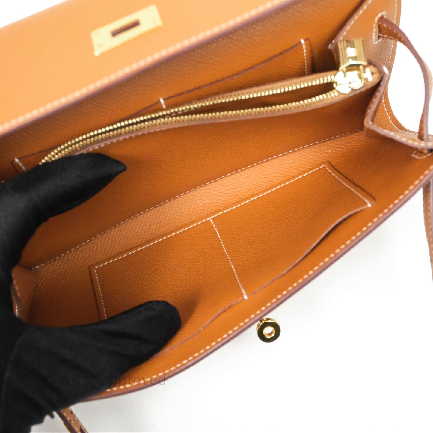 Hermès Kelly To Go Wallet Gold 37 Epsom Gold Hardware