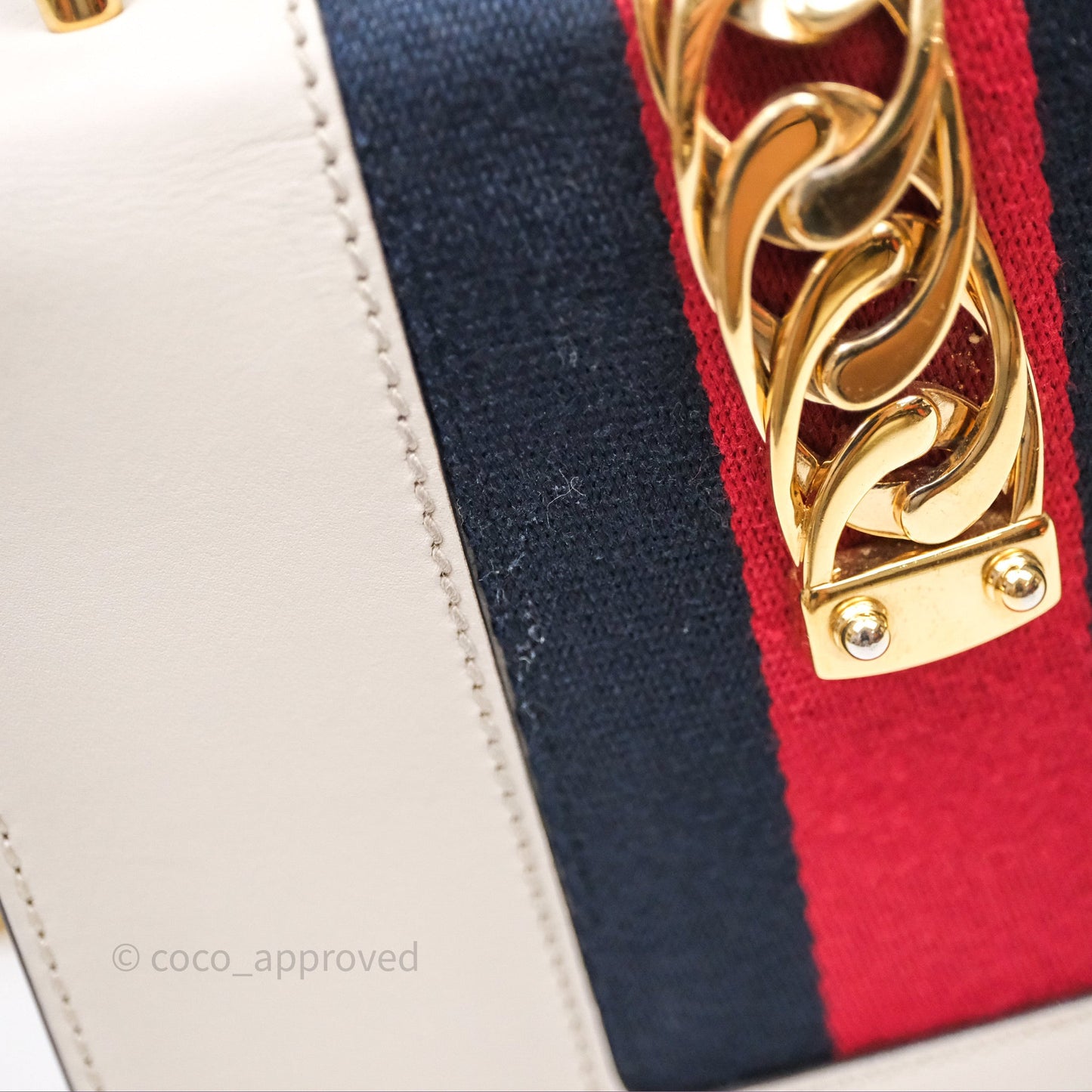 Gucci Mini Sylvie White Calfskin Bag⁣ ⁣⁣⁣⁣⁣⁣⁣⁣⁣⁣⁣⁣⁣⁣⁣⁣