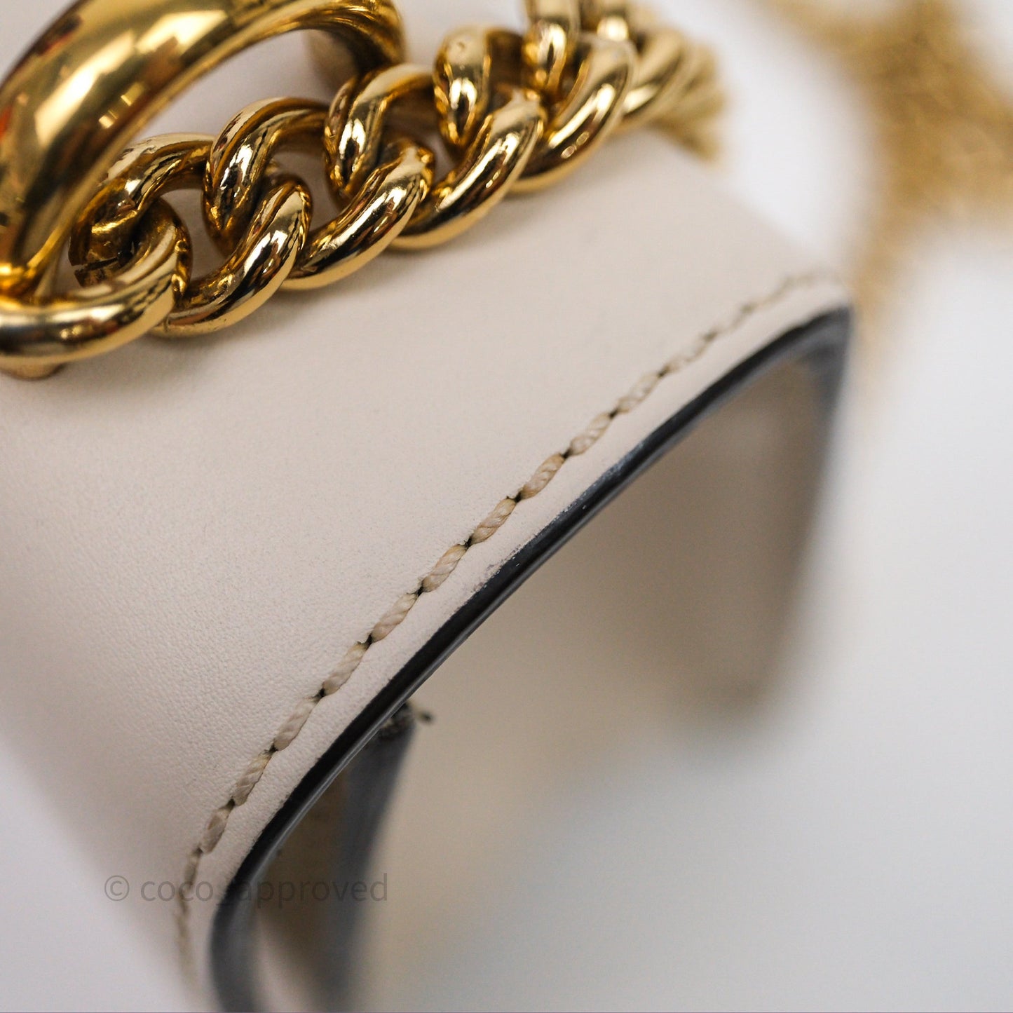 Gucci Mini Sylvie White Calfskin Bag⁣ ⁣⁣⁣⁣⁣⁣⁣⁣⁣⁣⁣⁣⁣⁣⁣⁣
