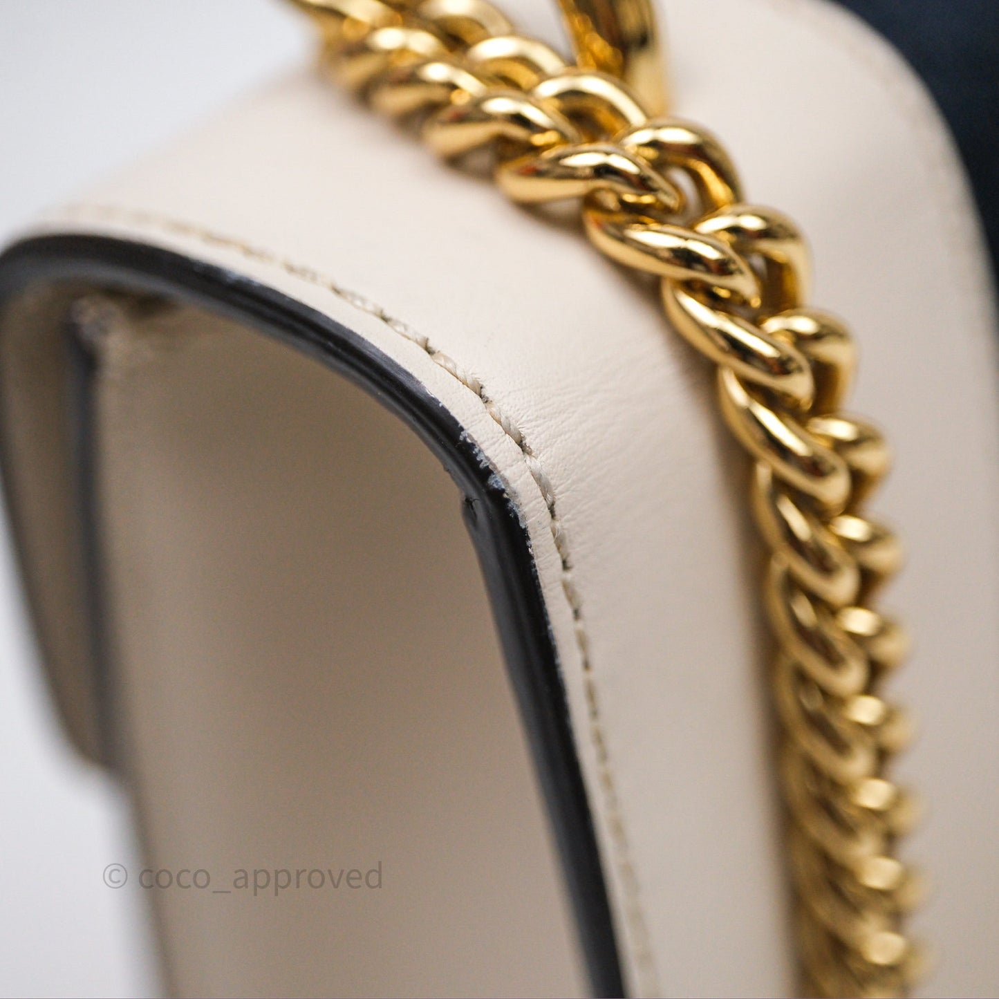 Gucci Mini Sylvie White Calfskin Bag⁣ ⁣⁣⁣⁣⁣⁣⁣⁣⁣⁣⁣⁣⁣⁣⁣⁣