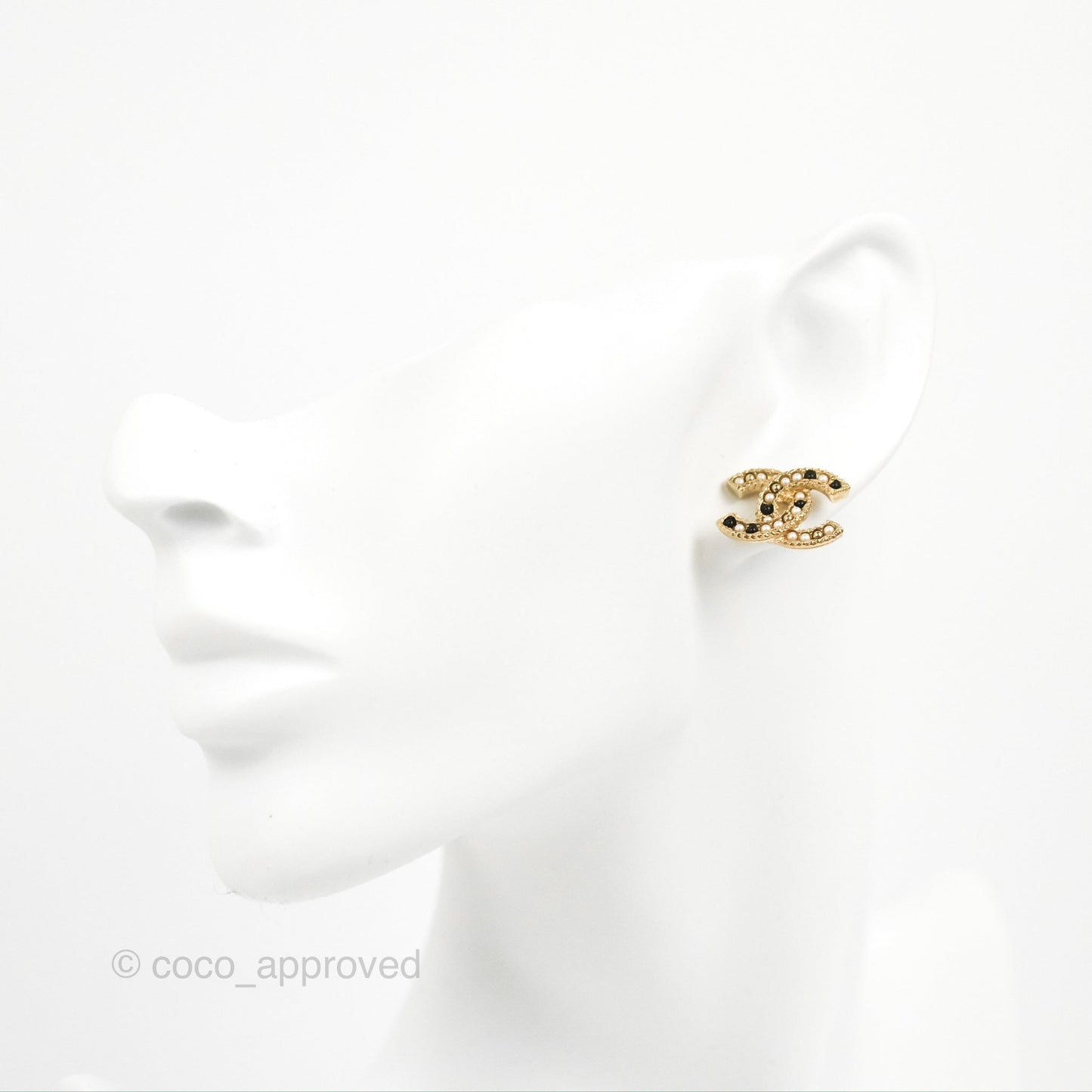 Chanel CC Pearl Earrings Gold Tone 21P