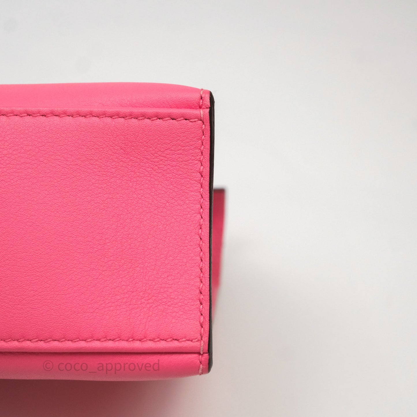 Hermès Kelly Mini Pochette U5 Rose Lipstick Swift Gold Hardware