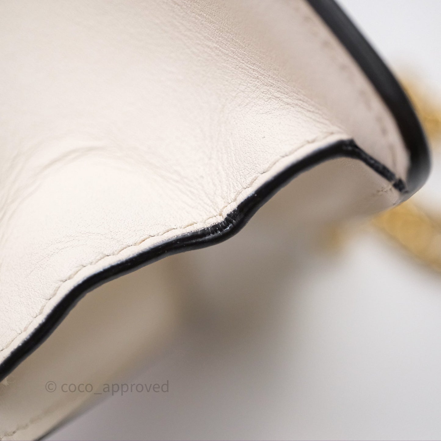 Gucci Mini Sylvie White Calfskin Bag⁣ ⁣⁣⁣⁣⁣⁣⁣⁣⁣⁣⁣⁣⁣⁣⁣⁣
