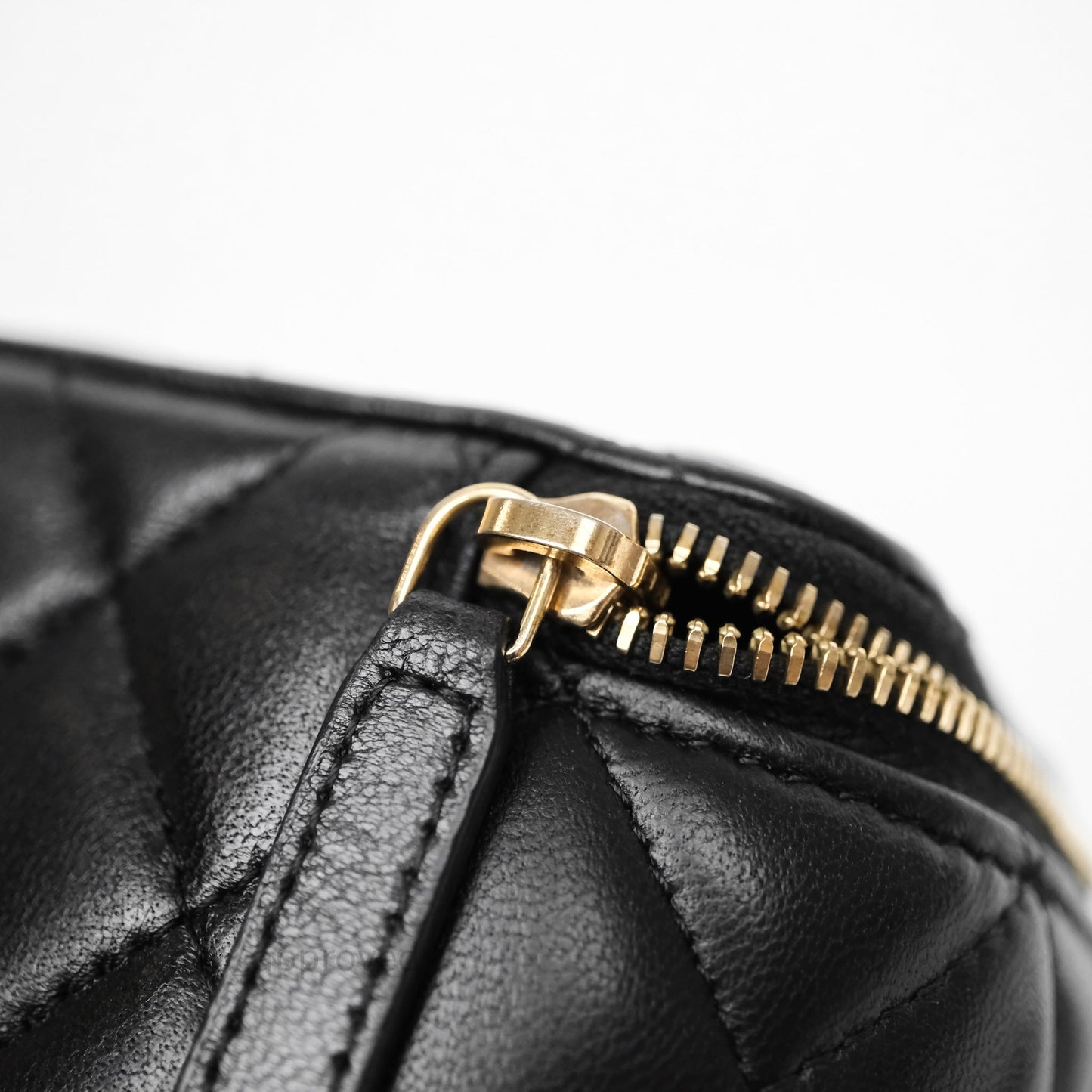 Chanel Vanity Rectangular With Chain Black Lambskin Gold Hardware