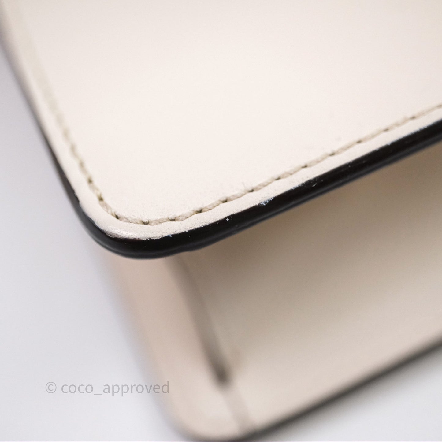 Gucci Mini Sylvie White Calfskin Bag⁣ ⁣⁣⁣⁣⁣⁣⁣⁣⁣⁣⁣⁣⁣⁣⁣⁣