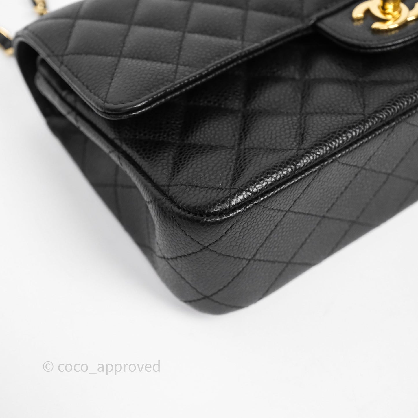Chanel Classic M/L Medium Flap Quilted Black Caviar Gold Hardware