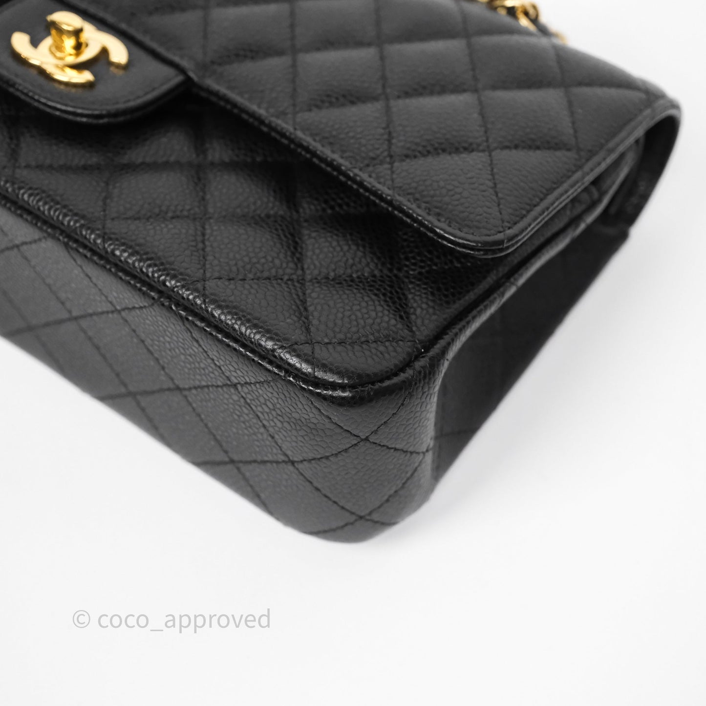 Chanel Classic M/L Medium Flap Quilted Black Caviar Gold Hardware