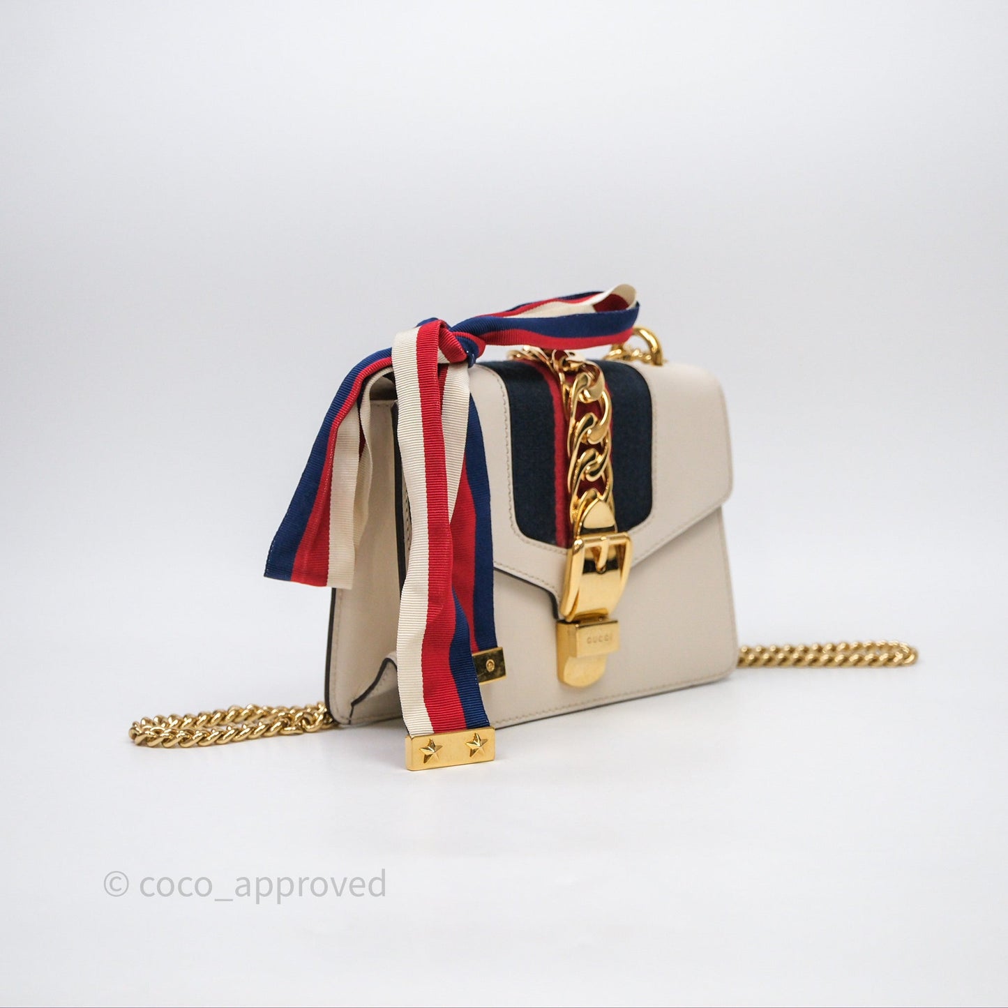 Gucci Mini Sylvie White Calfskin Bag⁣ ⁣⁣⁣⁣⁣⁣⁣⁣⁣⁣⁣⁣⁣⁣⁣⁣