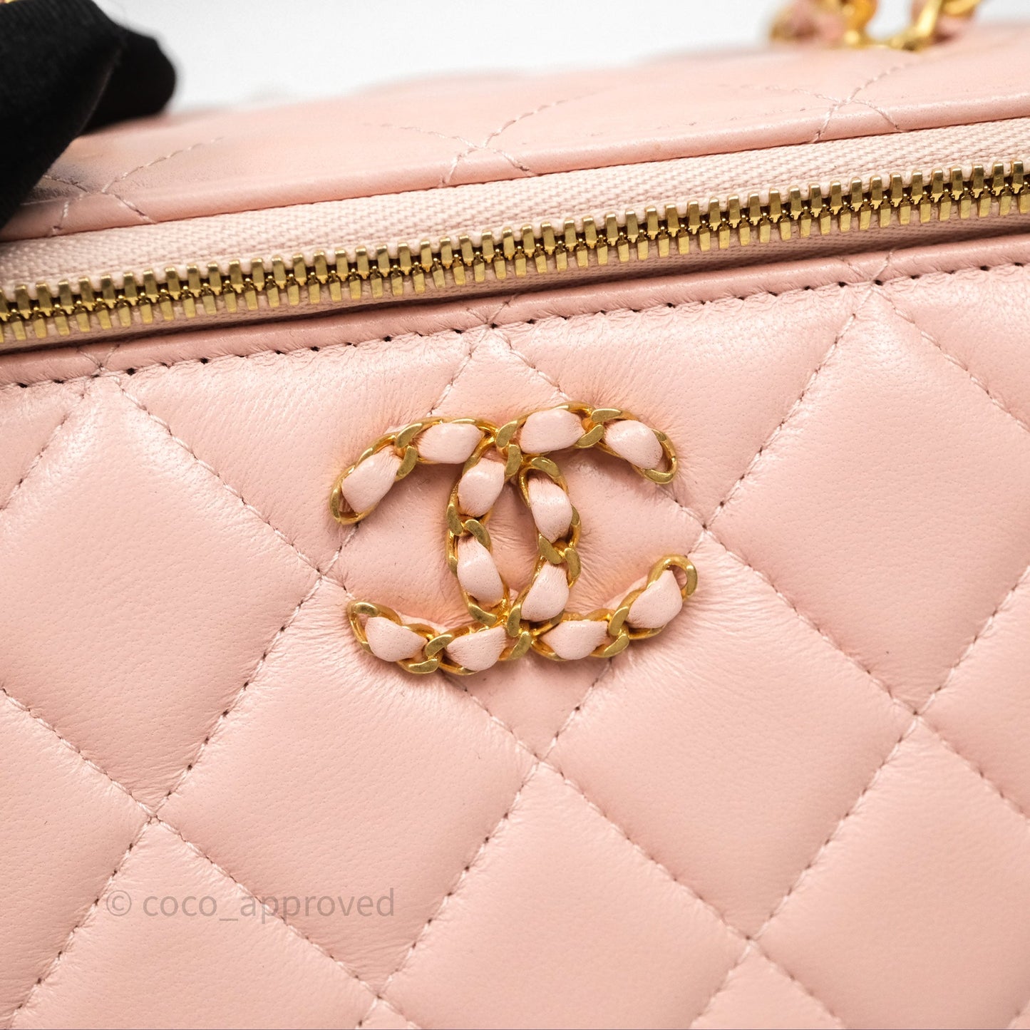 Chanel Vanity Rectangular Top Handle Pink Lambskin Gold Hardware