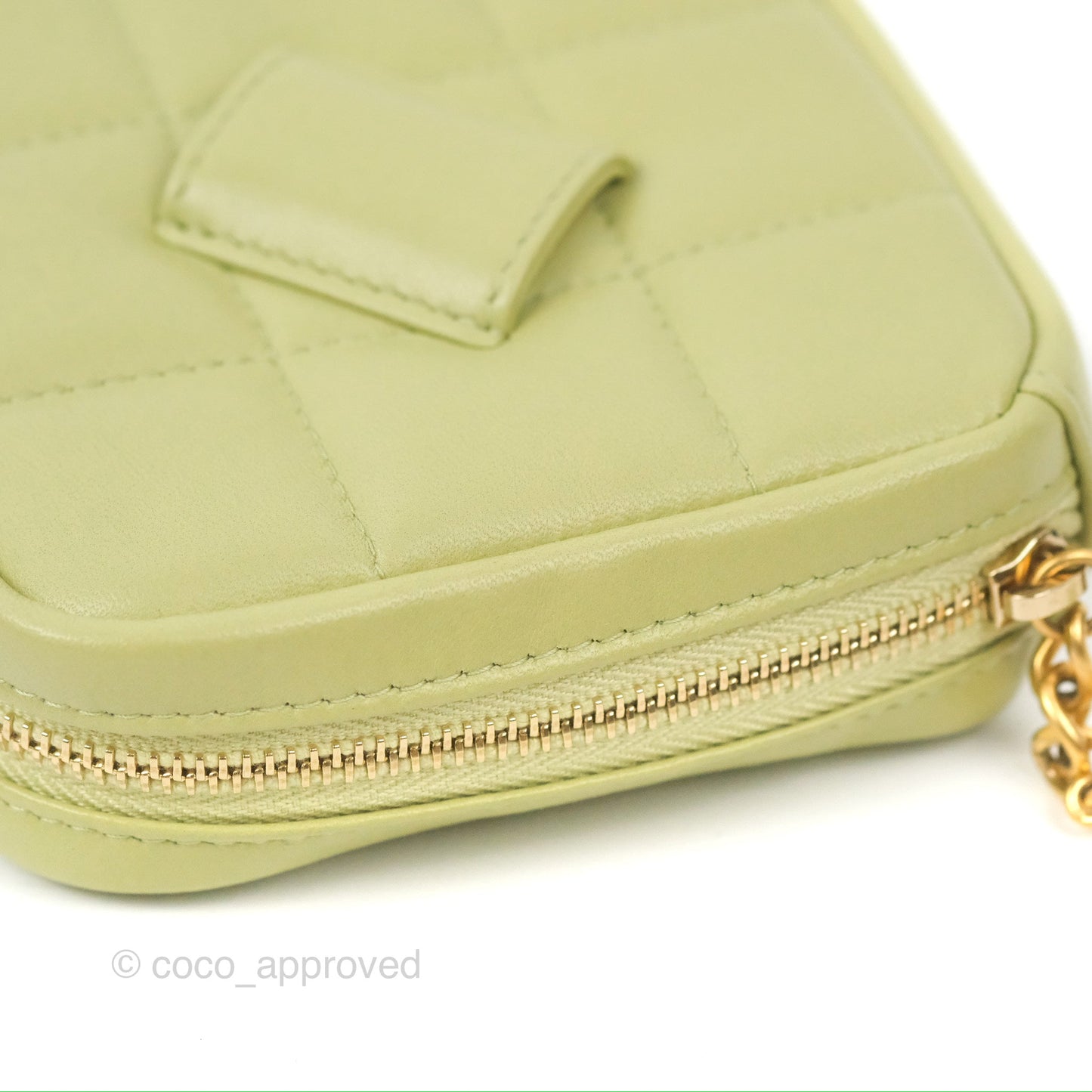Chanel Diamond Belt Coin Purse Avocado Green Lambskin Gold Hardware