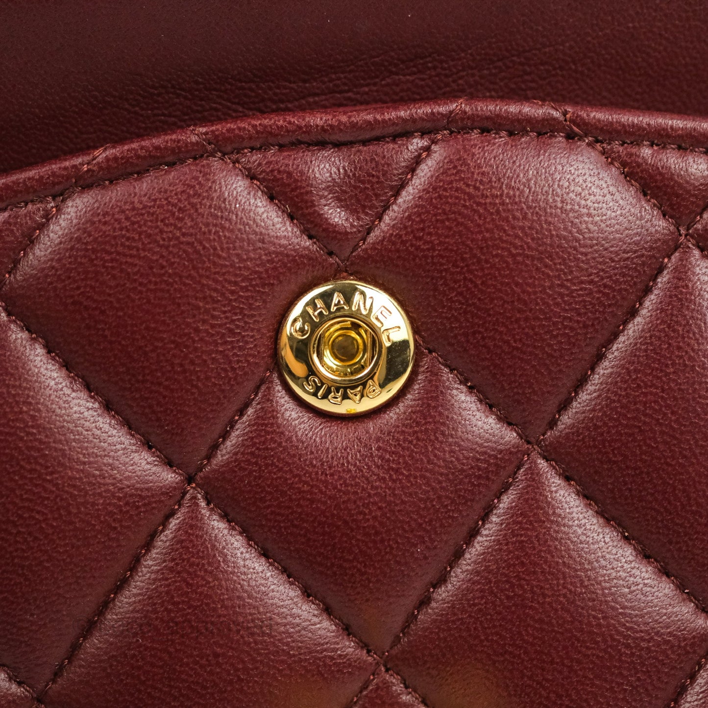 Chanel Classic M/L Medium Flap Quilted Burgundy Lambskin Gold Hardware