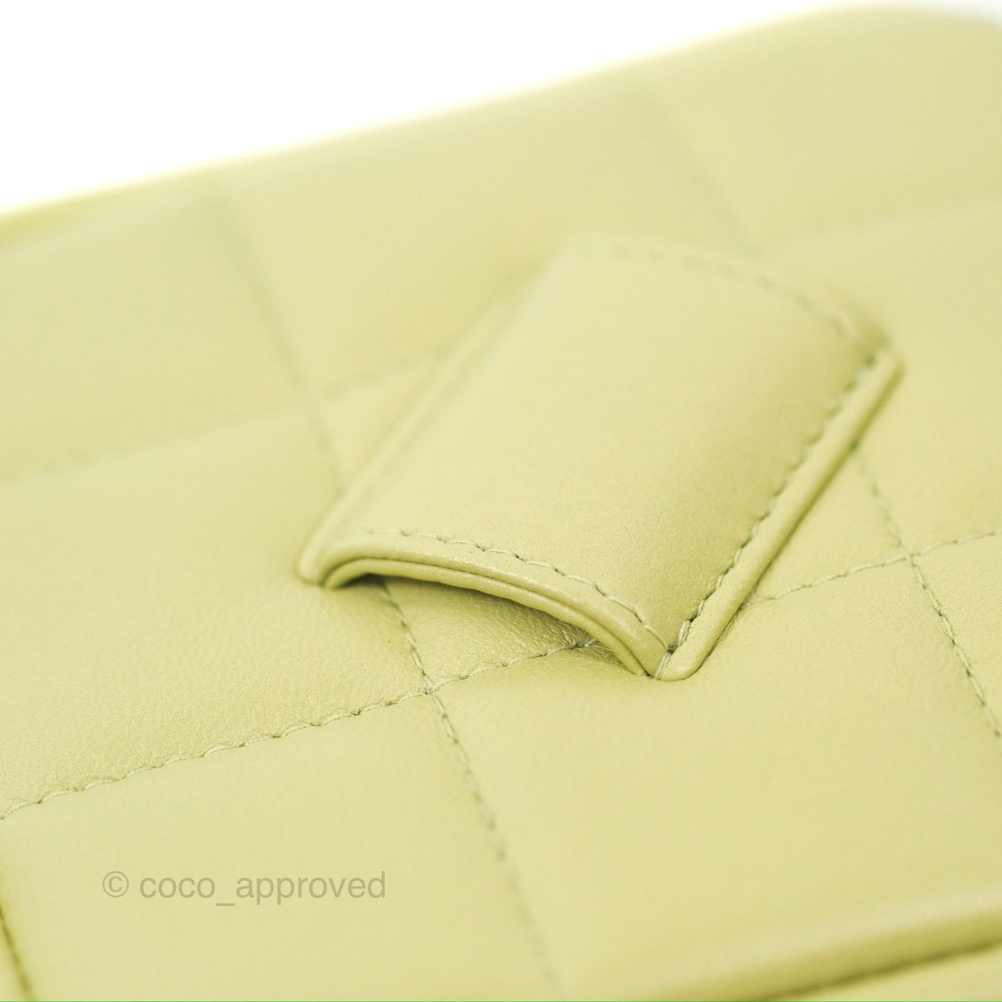 Chanel Diamond Belt Coin Purse Avocado Green Lambskin Gold Hardware