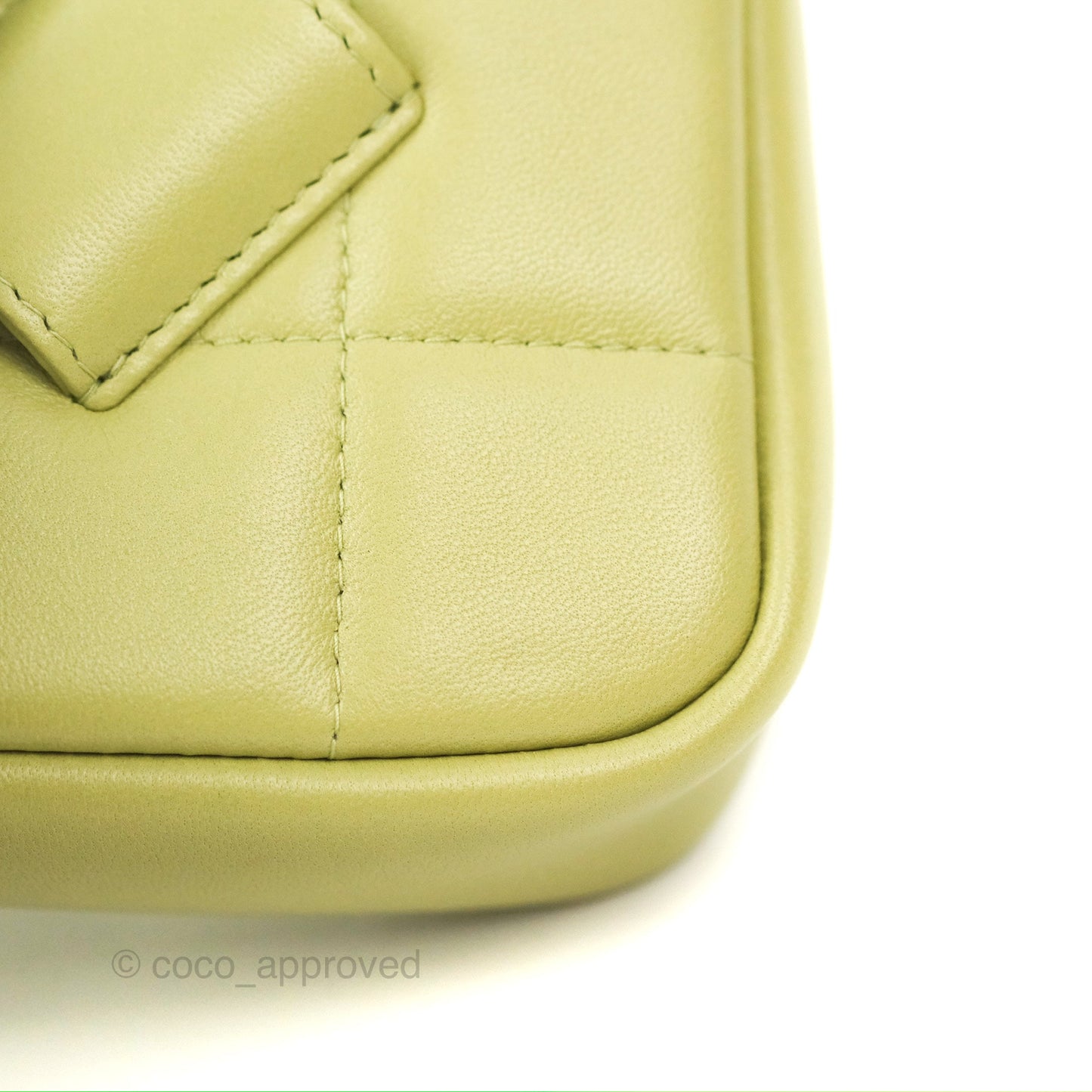 Chanel Diamond Belt Coin Purse Avocado Green Lambskin Gold Hardware