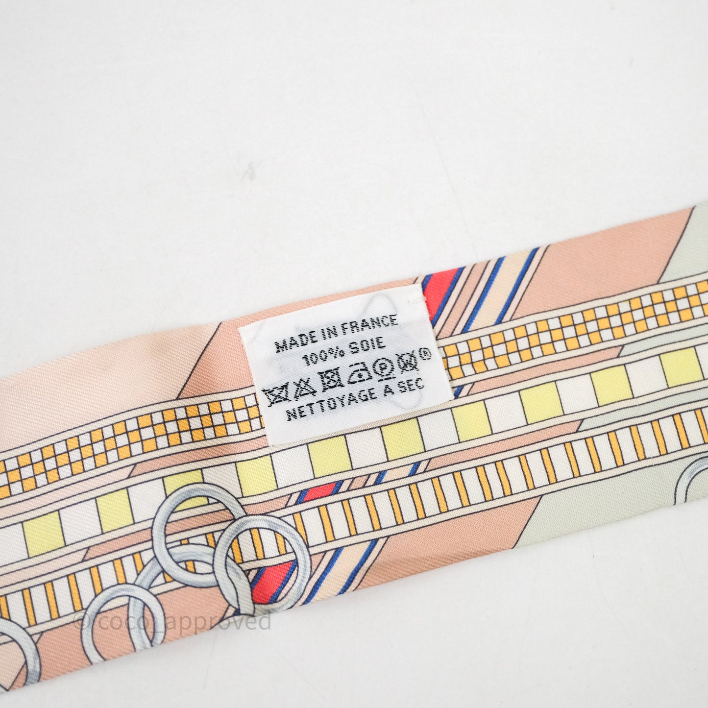 Hermès Brides et Gris-Gris Silk Twilly
