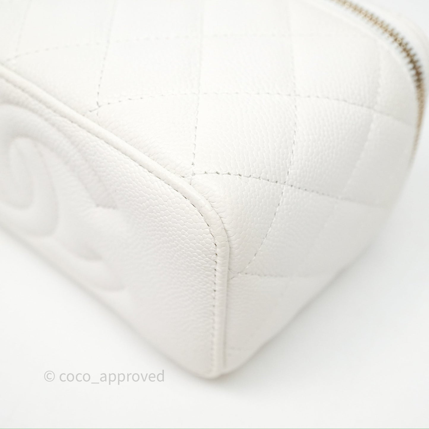 Chanel Vanity with Heart Adjustable Chain White Caviar Aged Gold Hardware