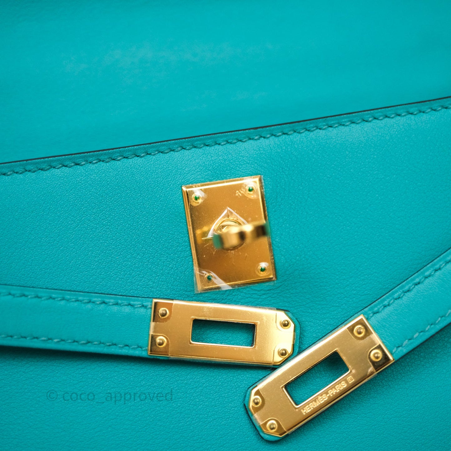 Hermès Kelly Pochette Bleu Paon 7F Gold Hardware