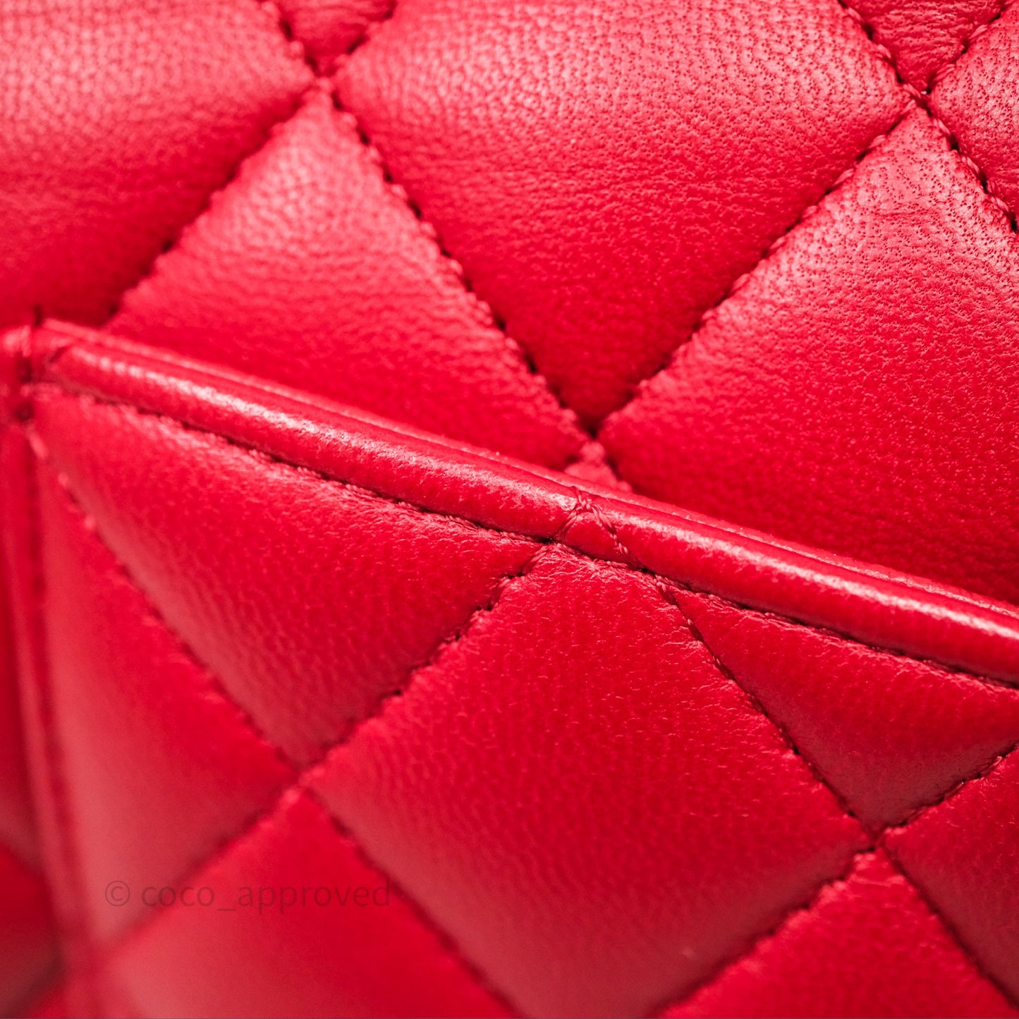 Chanel Classic M/L Medium Double Flap Red Lambskin Gold Hardware