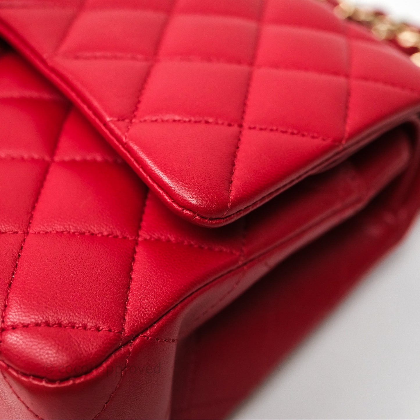 Chanel Classic M/L Medium Double Flap Red Lambskin Gold Hardware